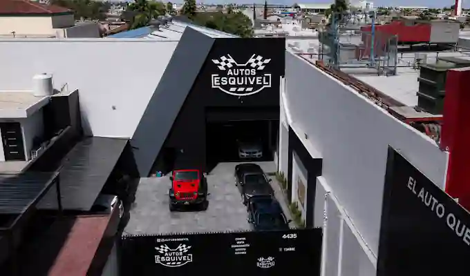 Showroom Autos Esquivel Linda Vista