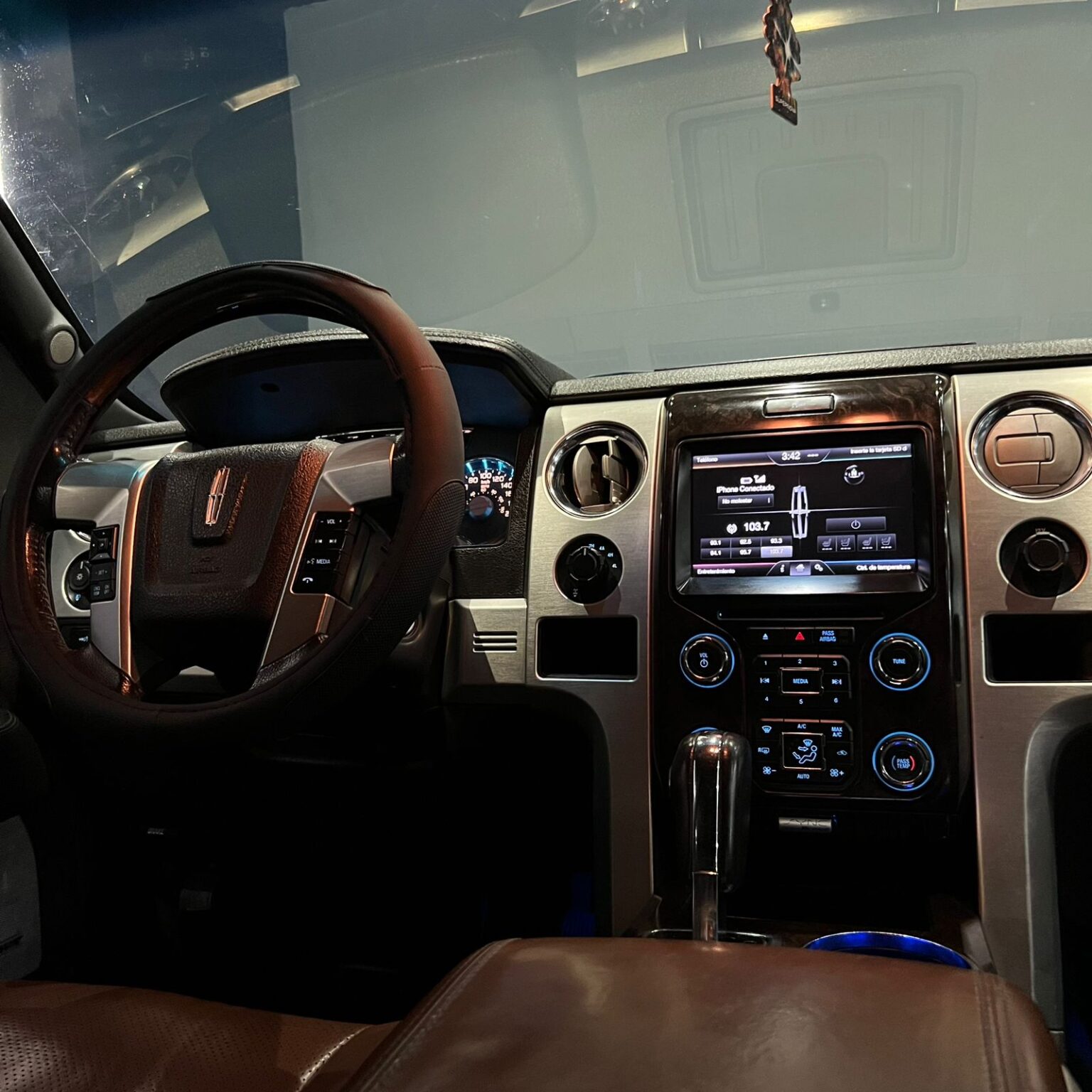 LINCOLN MARK LT 2013 - Image 15