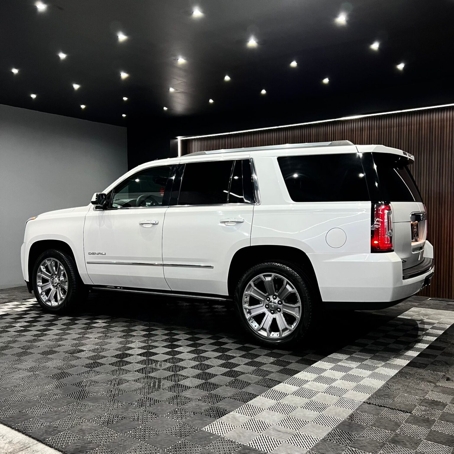 GMC YUKON DENALI 2016 - Image 5