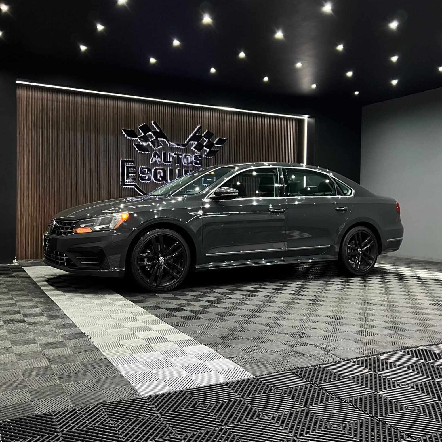 VOLKSWAGEN PASSAT R-LINE 2017 - Image 5