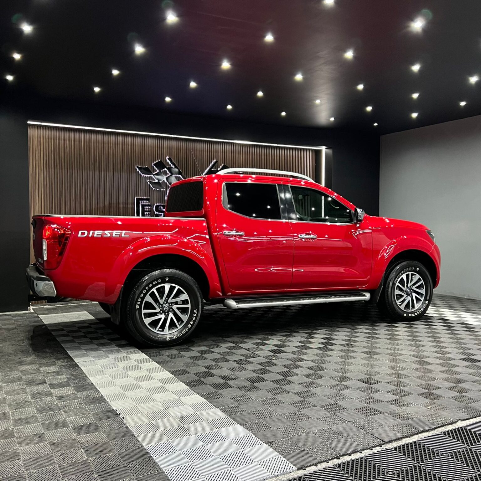 NISSAN FRONTIER LE 2020 - Image 2