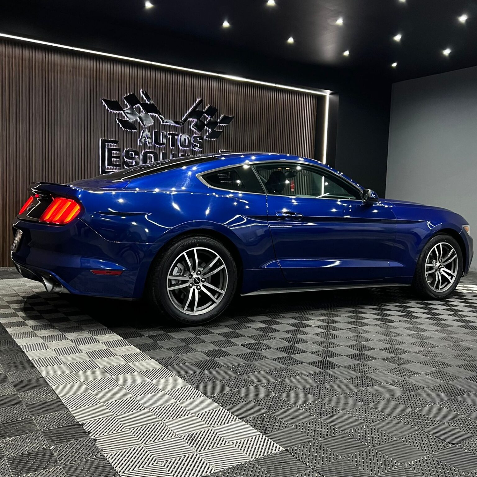FORD MUSTANG 2016 - Image 2