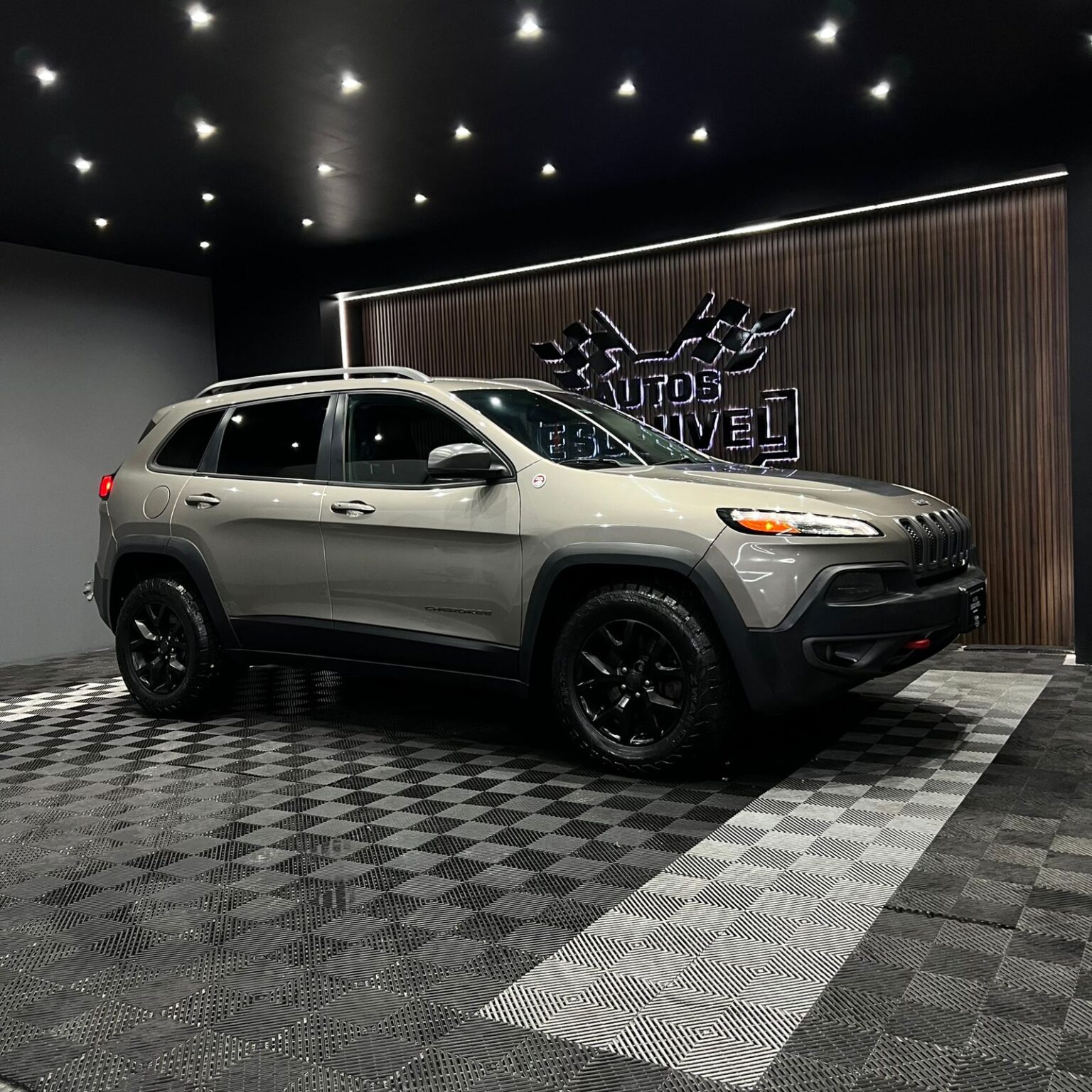 JEEP CHEROKEE TRAILHAWK 2016 - Image 2