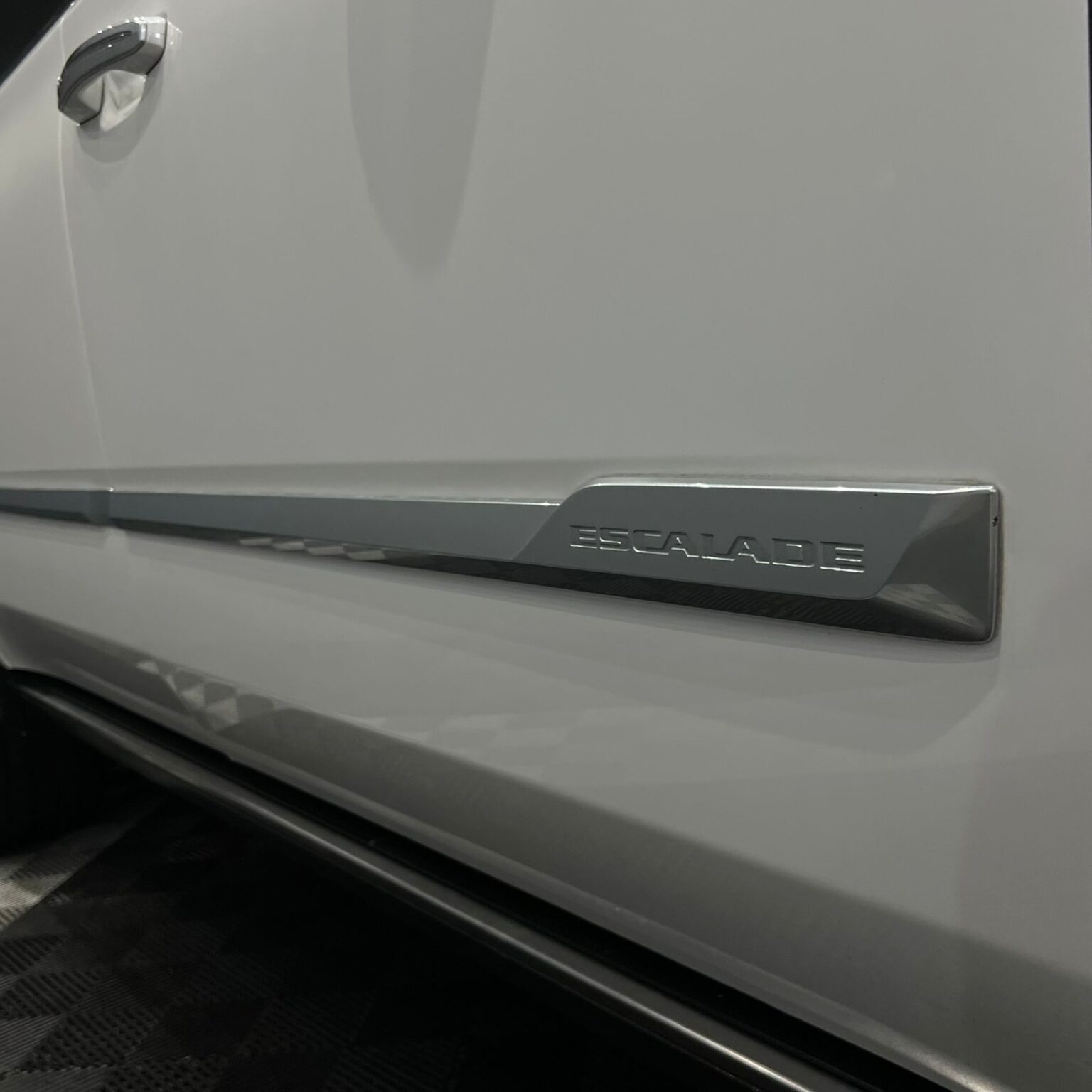 CADILLAC ESCALADE 2018 - Image 5