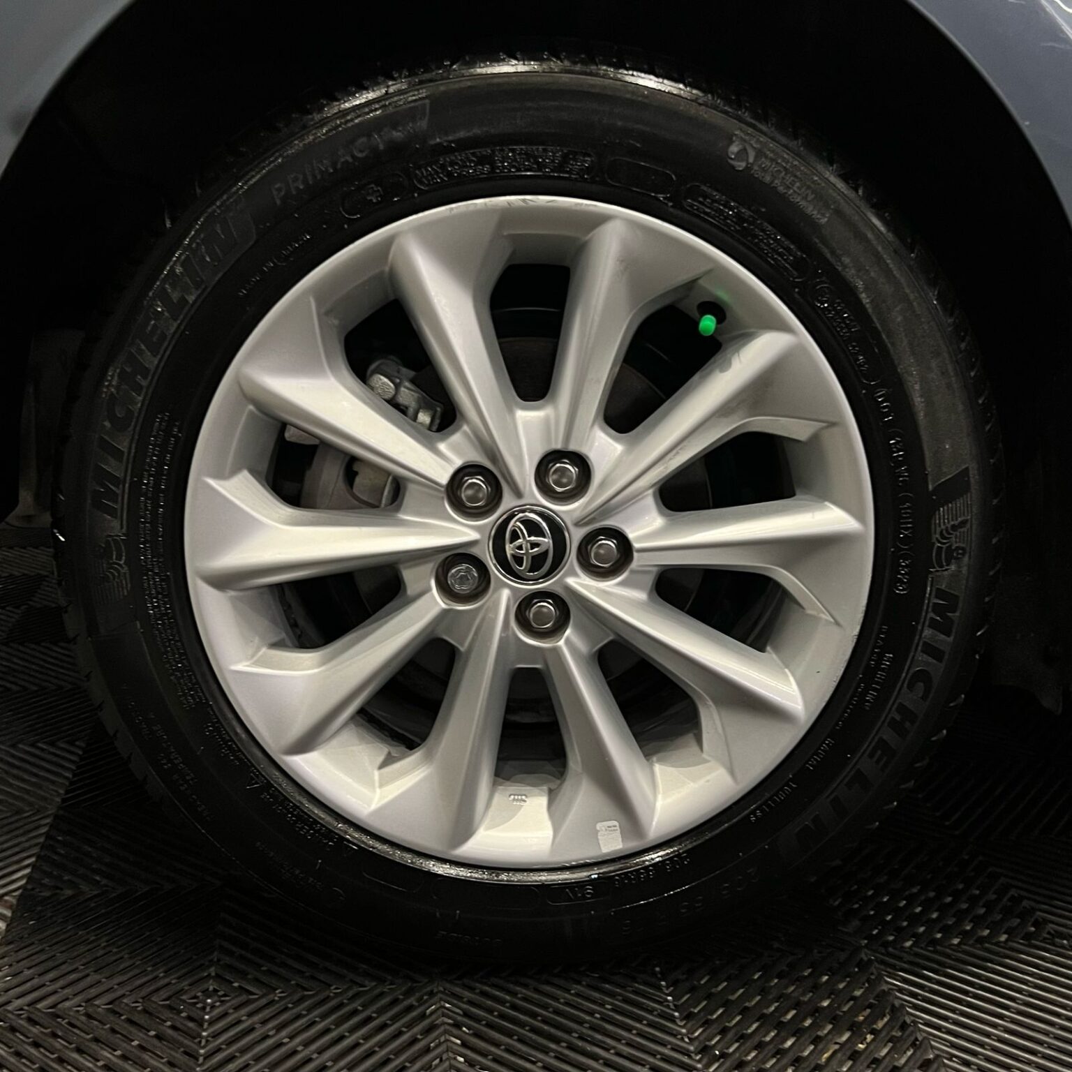 TOYOTA COROLLA LE 2020 - Image 14
