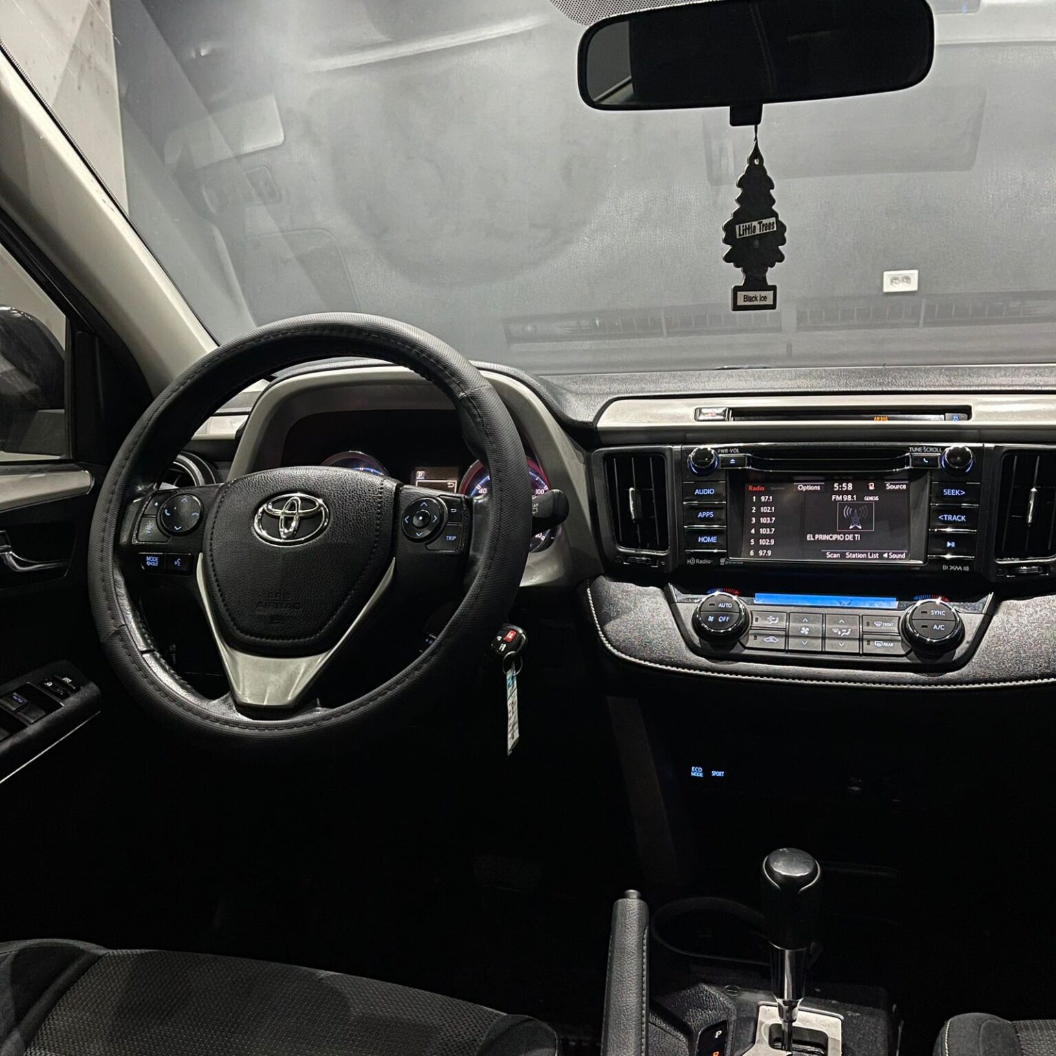TOYOTA RAV 4 XLE 2016 - Image 10
