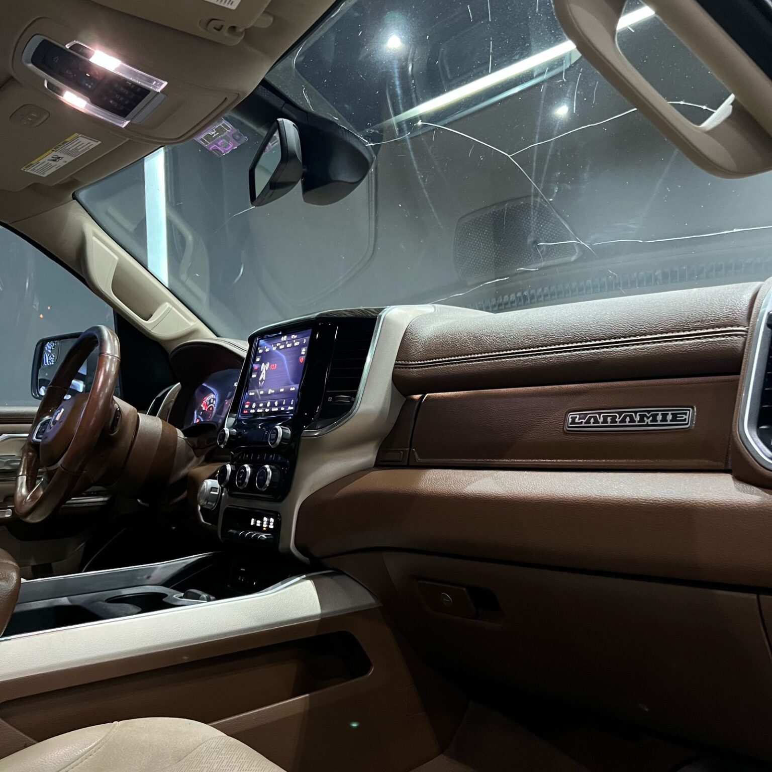 DODGE RAM LARAMIE 2019 - Image 9
