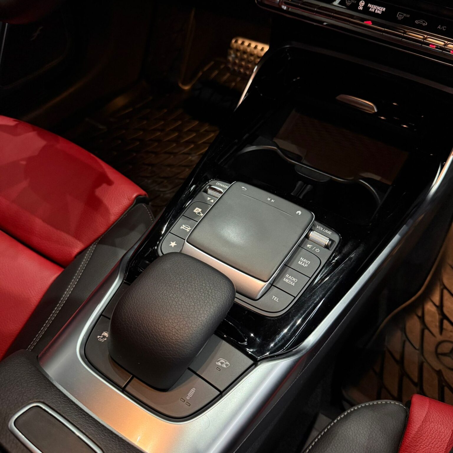 MERCEDES BENZ CLA 45S AMG 2023 - Image 13