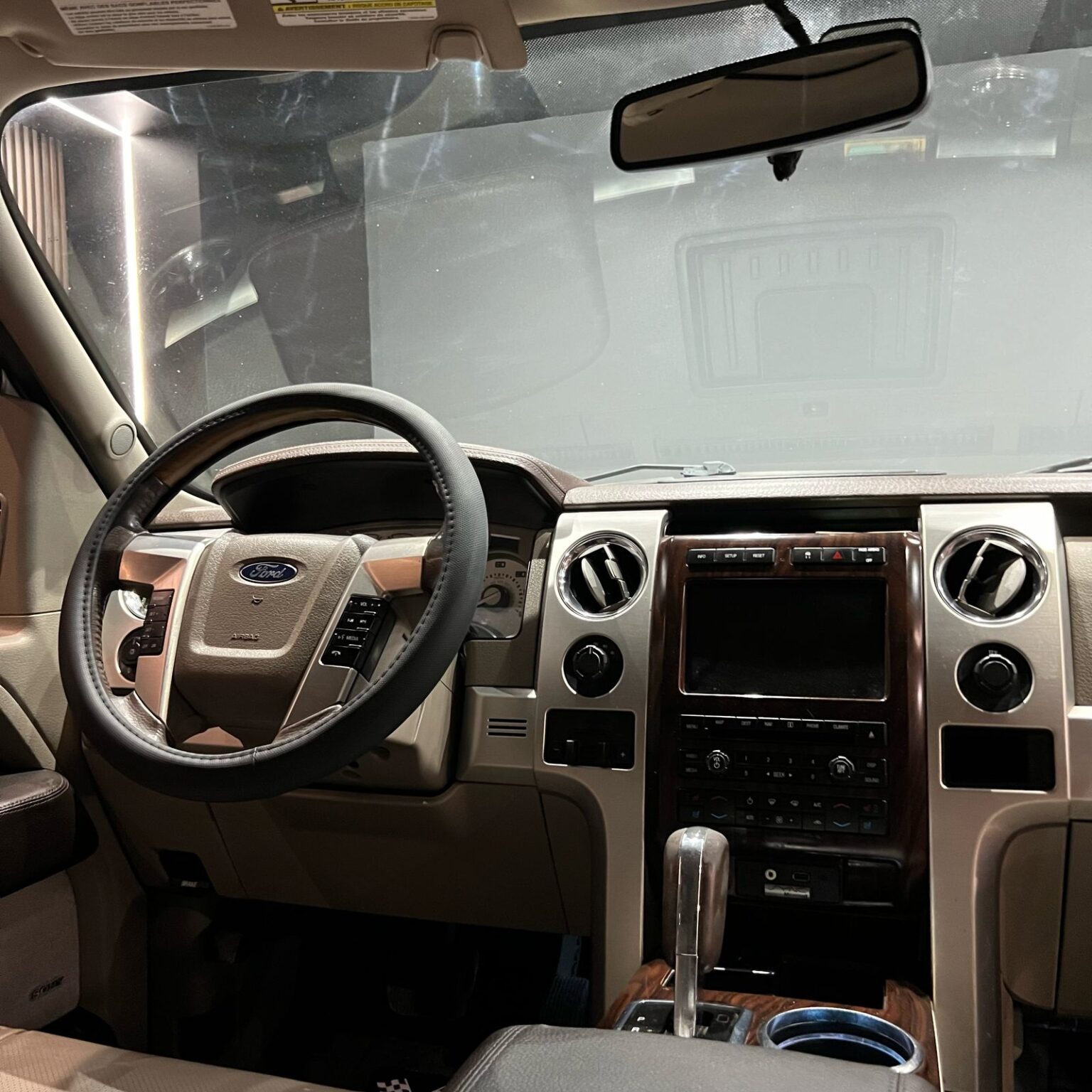 FORD LOBO PLATINUM 2010 - Image 14