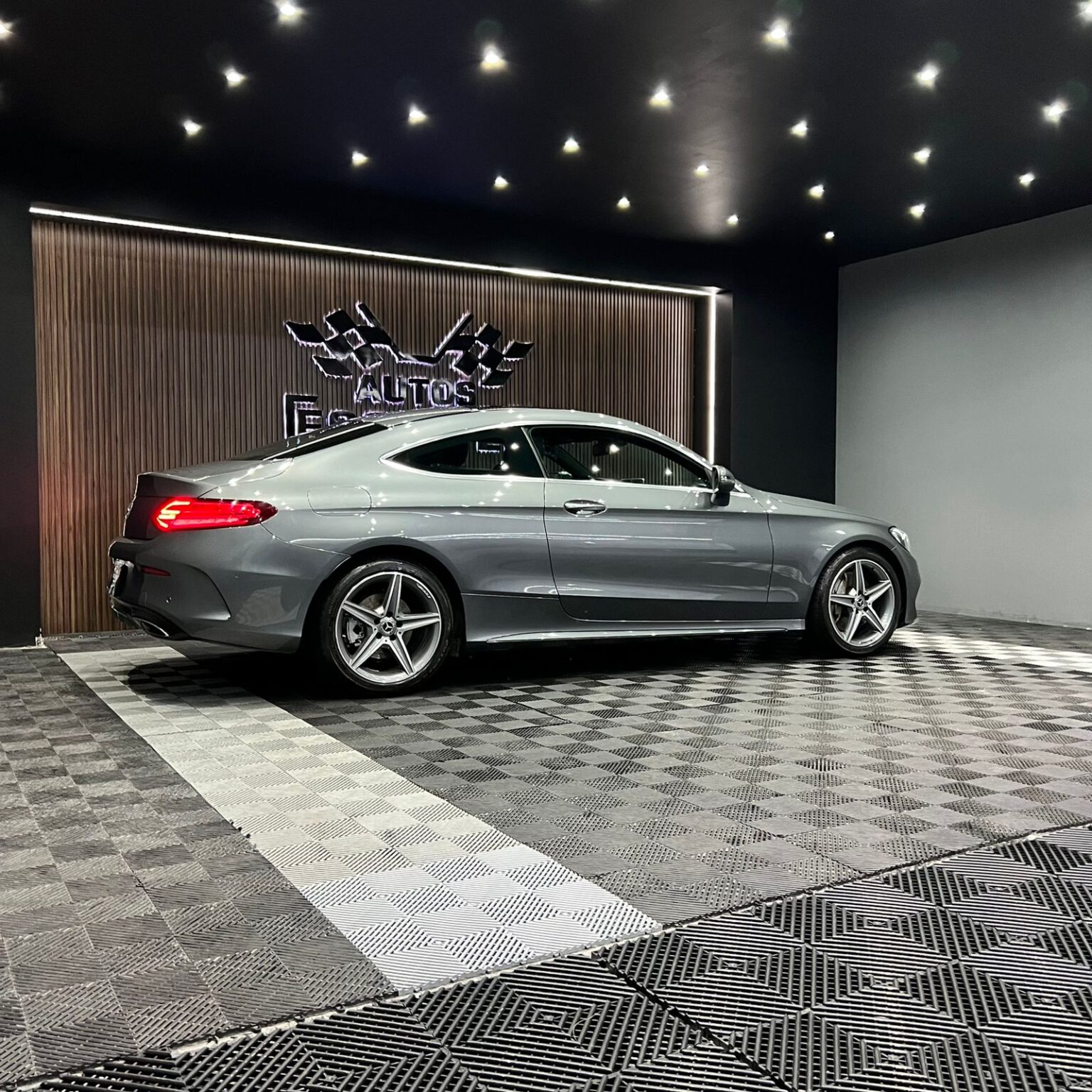 MERCEDES BENZ C250 COUPE 2018 - Image 2