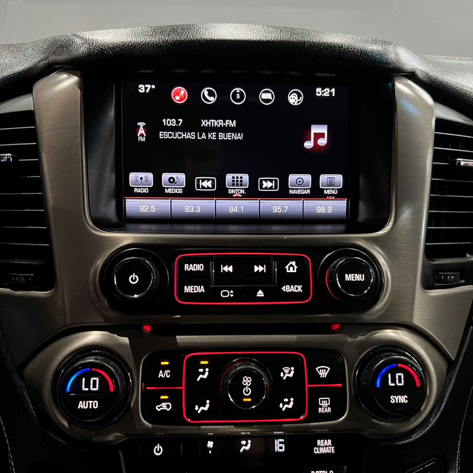 GMC YUKON DENALI 2016 - Image 7
