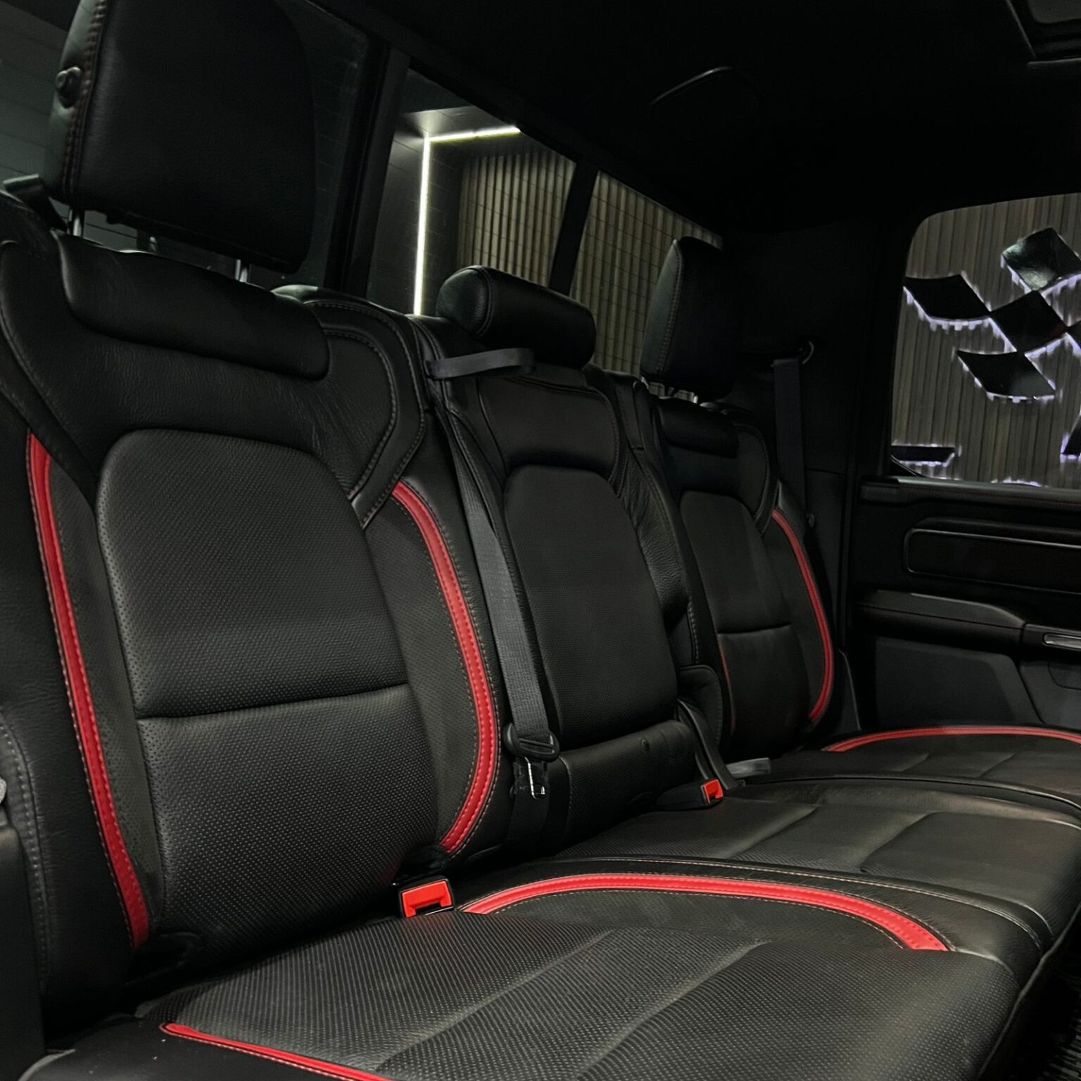 DODGE RAM TRX 2021 - Image 18
