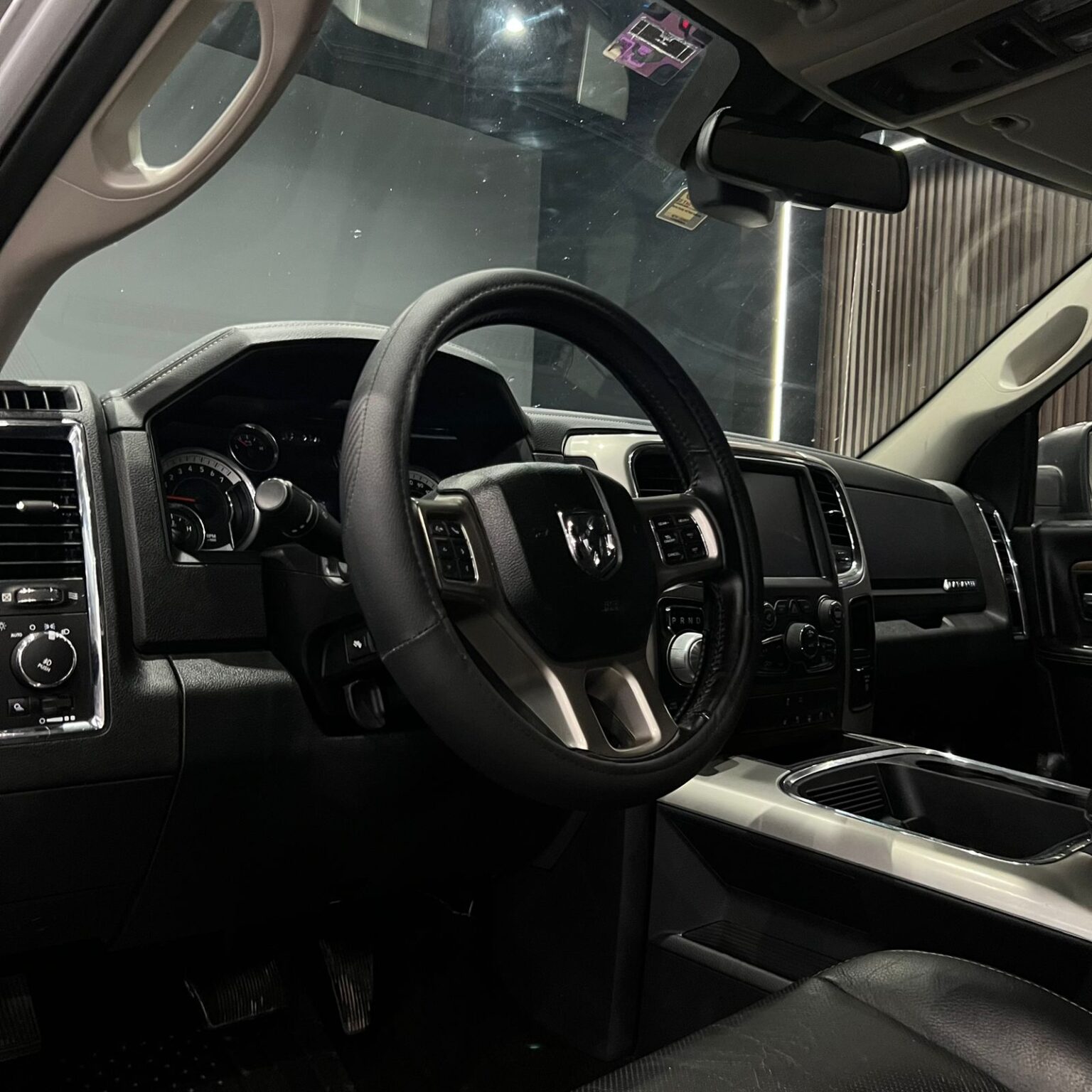 DODGE RAM 1500 LARAMIE 2016 - Image 11