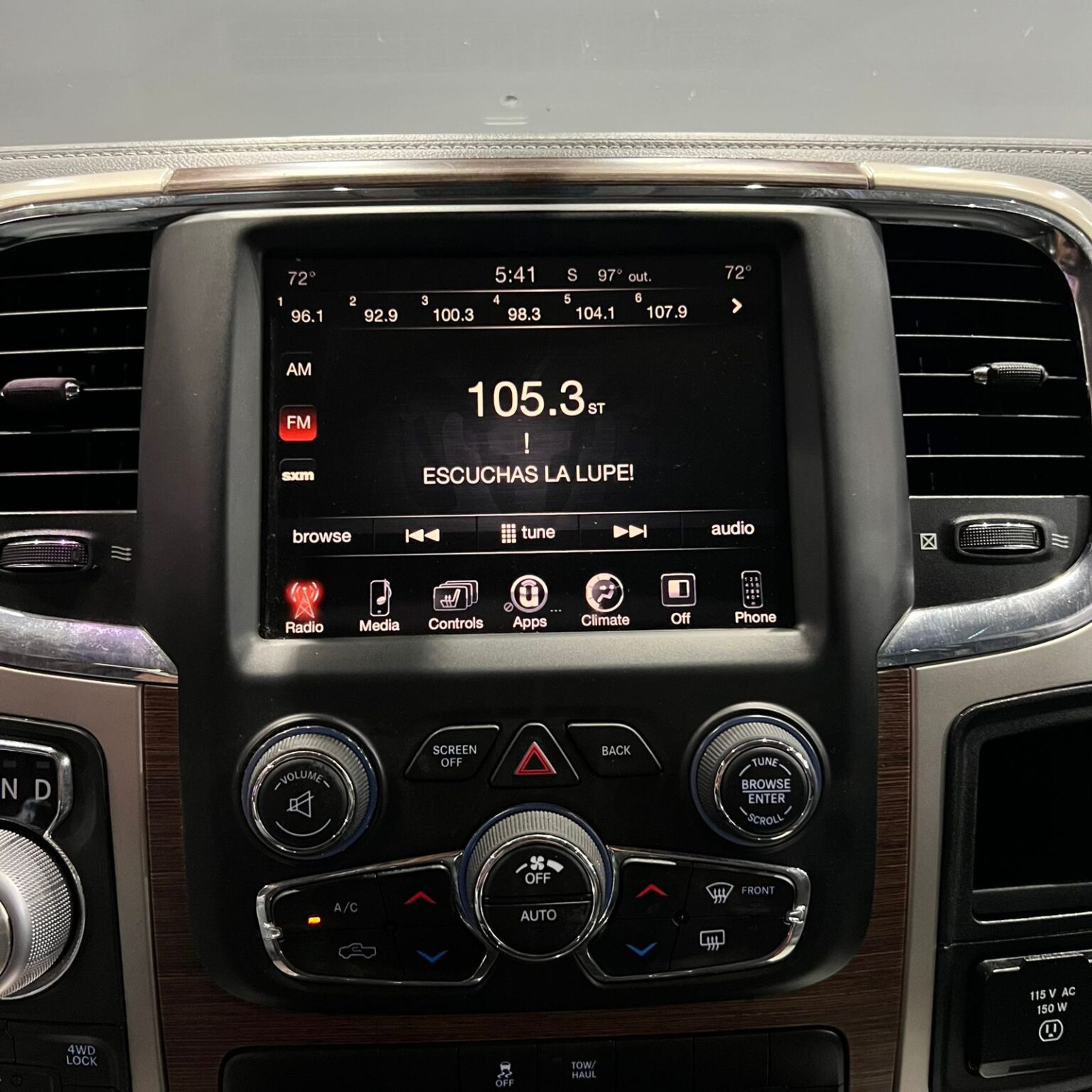 DODGE RAM 1500 LARAMIE 2016 - Image 12