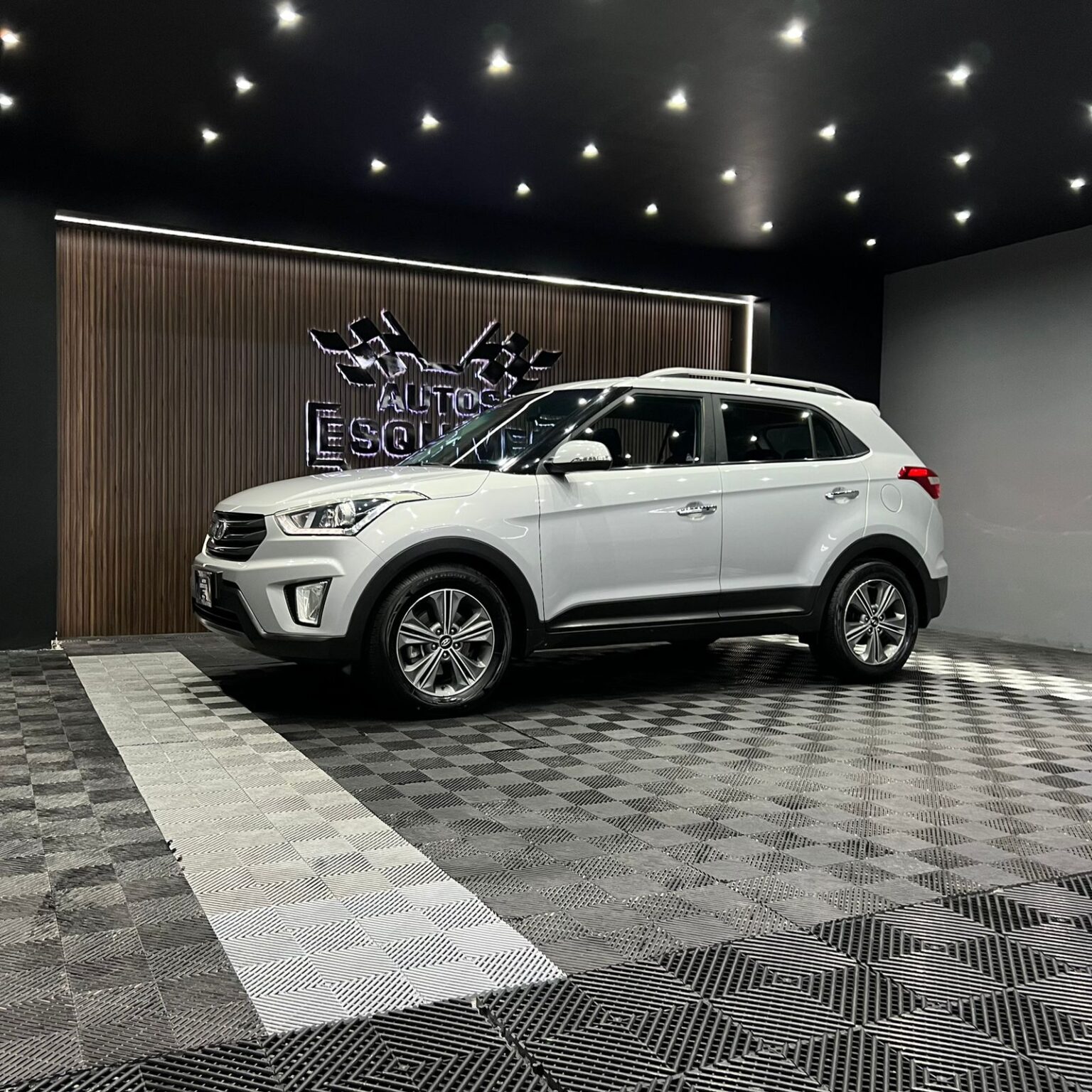 HYUNDAI CRETA GLS PREMIUM 2018 - Image 4