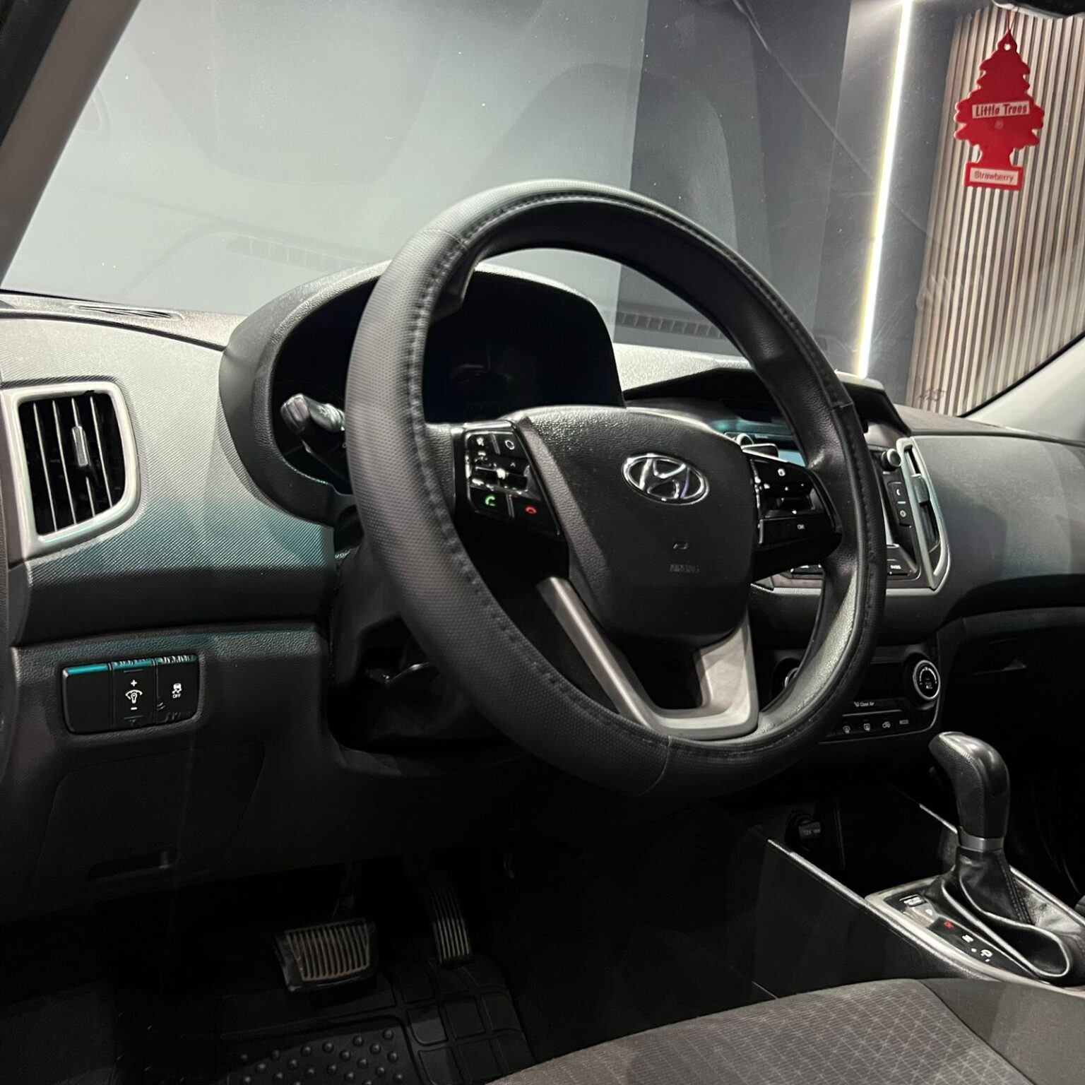 HYUNDAI CRETA GLS PREMIUM 2018 - Image 10