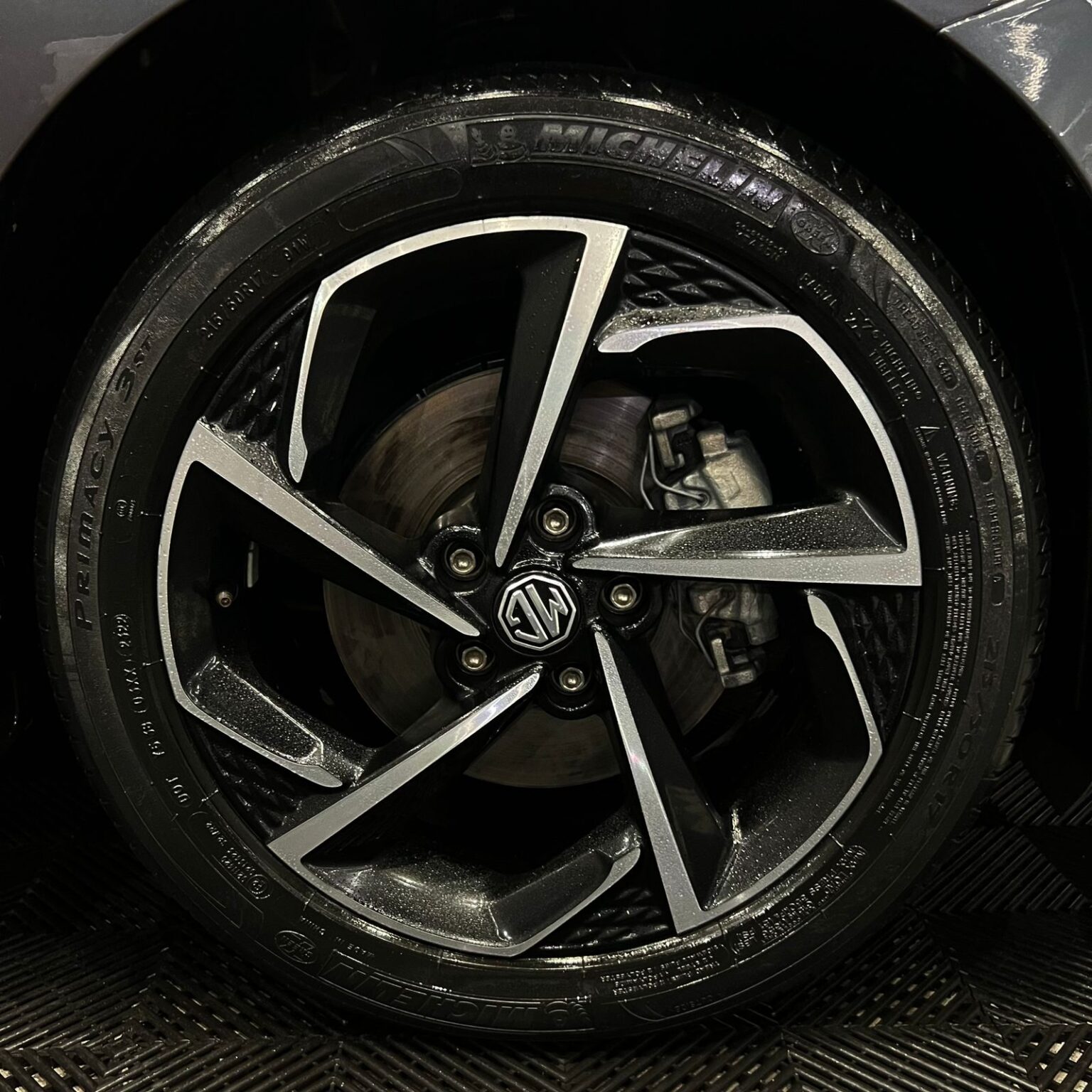 MG GT 2023 - Image 14