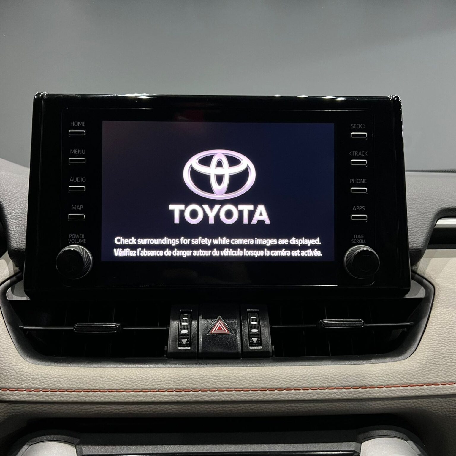 TOYOTA RAV4 ADVENTURE 2021 - Image 9