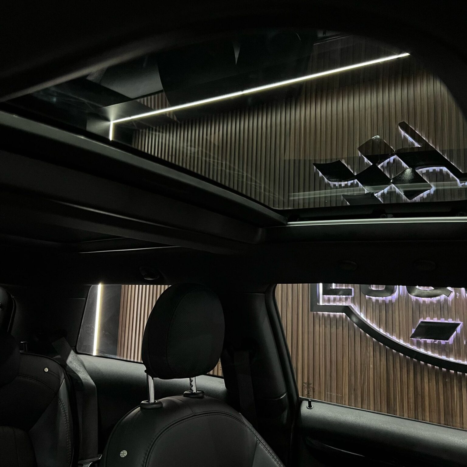MINI COOPER S RESOLUTE EDICION ESPECIAL 2023 - Image 11