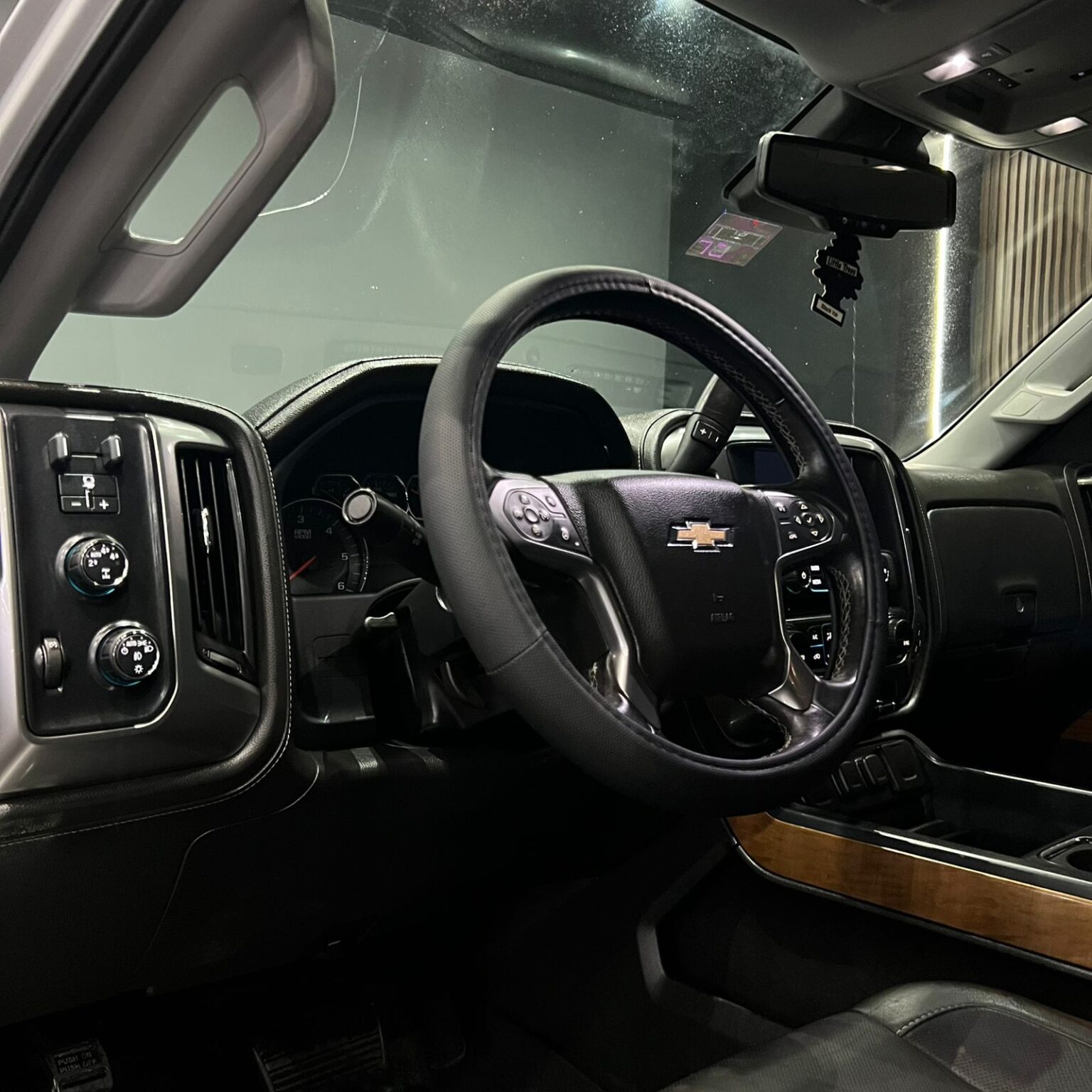 CHEVROLET SILVERADO LTZ 2016 - Image 6