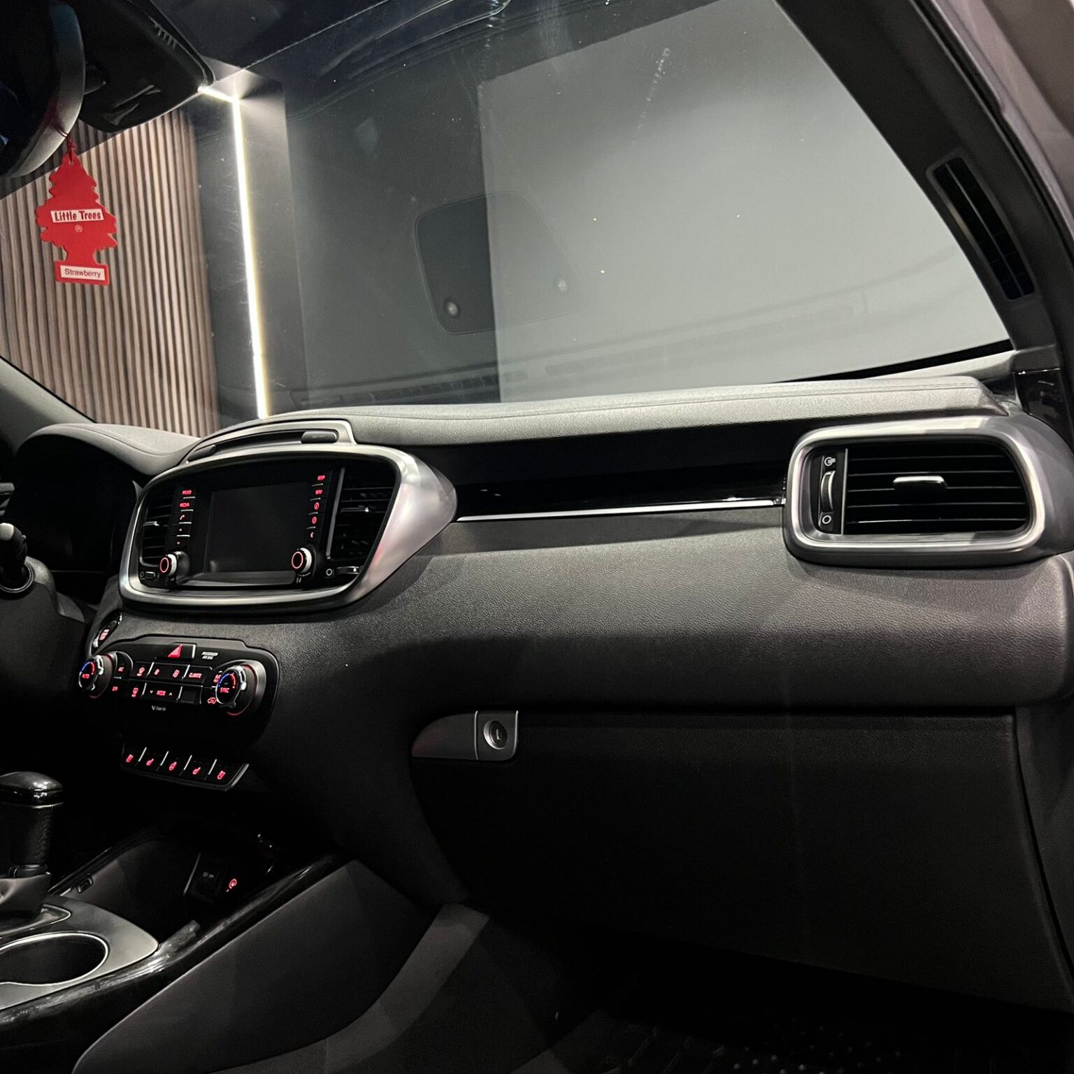 KIA SORENTO SXL 2018 - Image 11