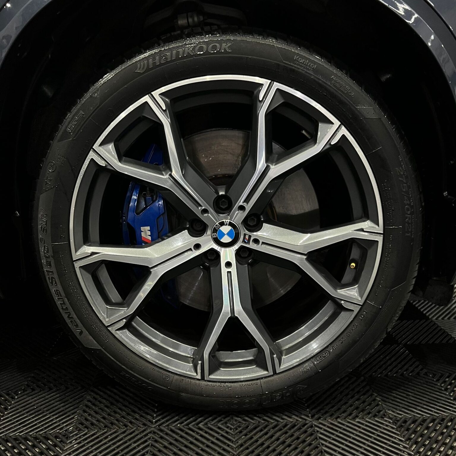 BMW X5 M50 2021 - Image 16