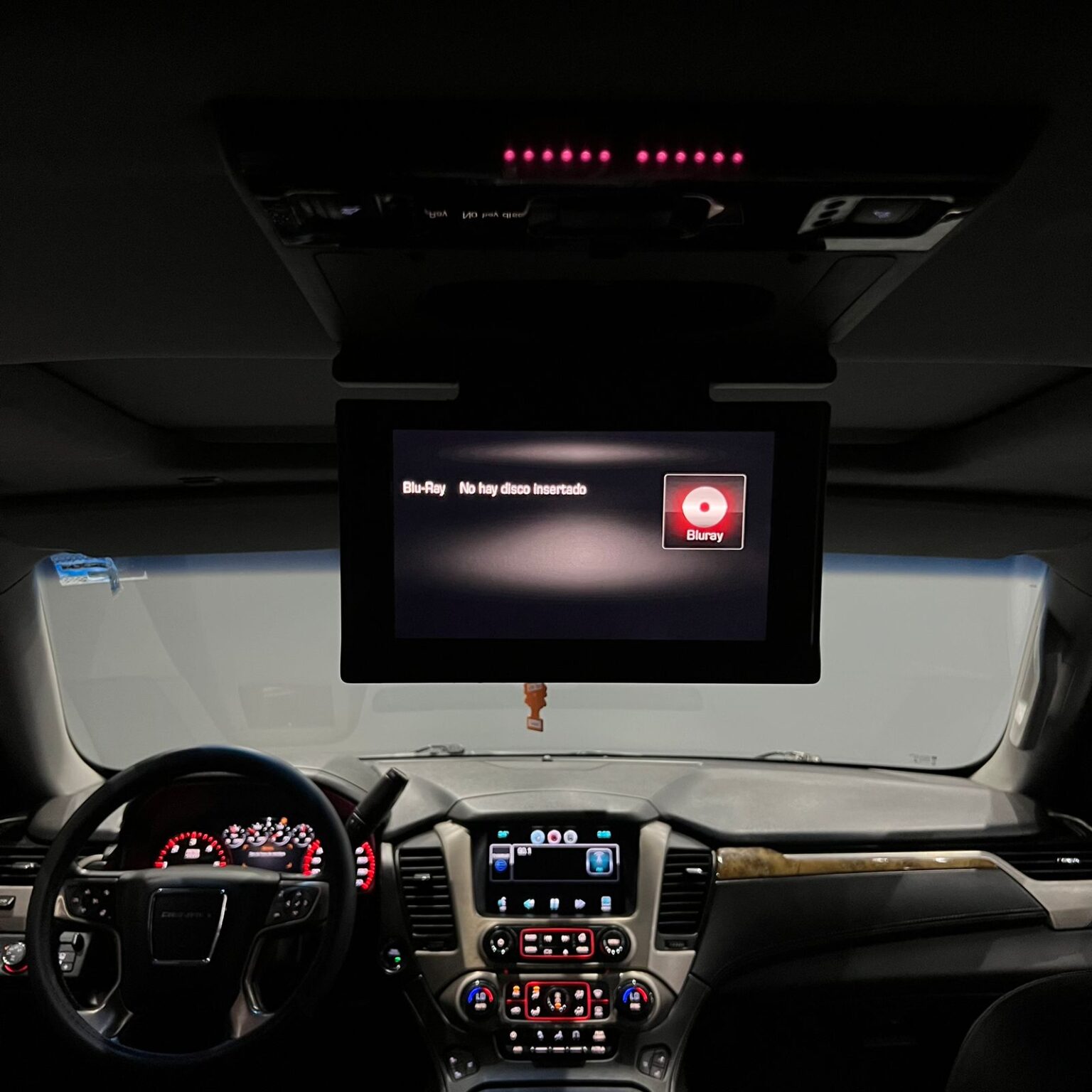 GMC YUKON DENALI 2016 - Image 8