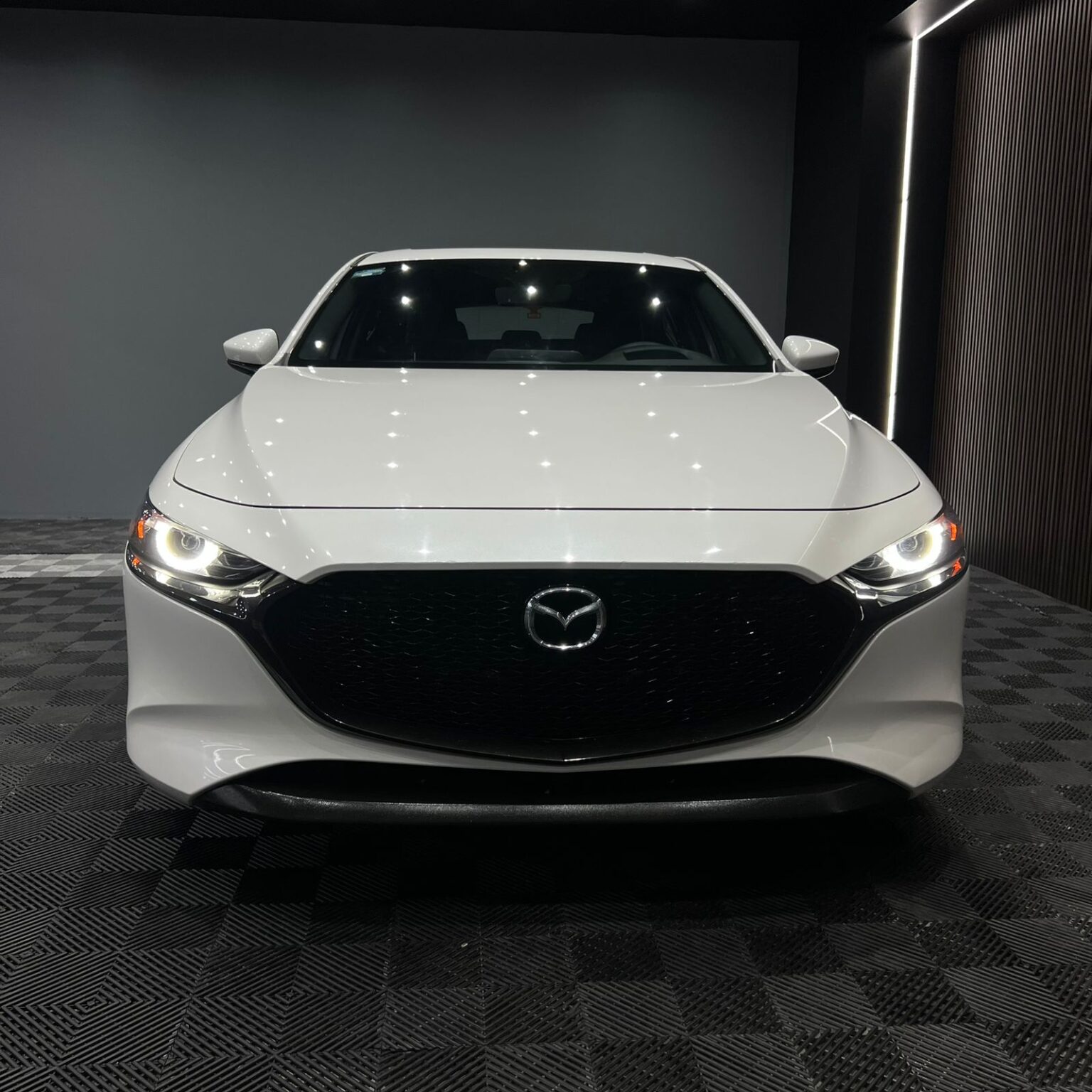 MAZDA M3 HB GRAND TOURING 2021 - Image 2