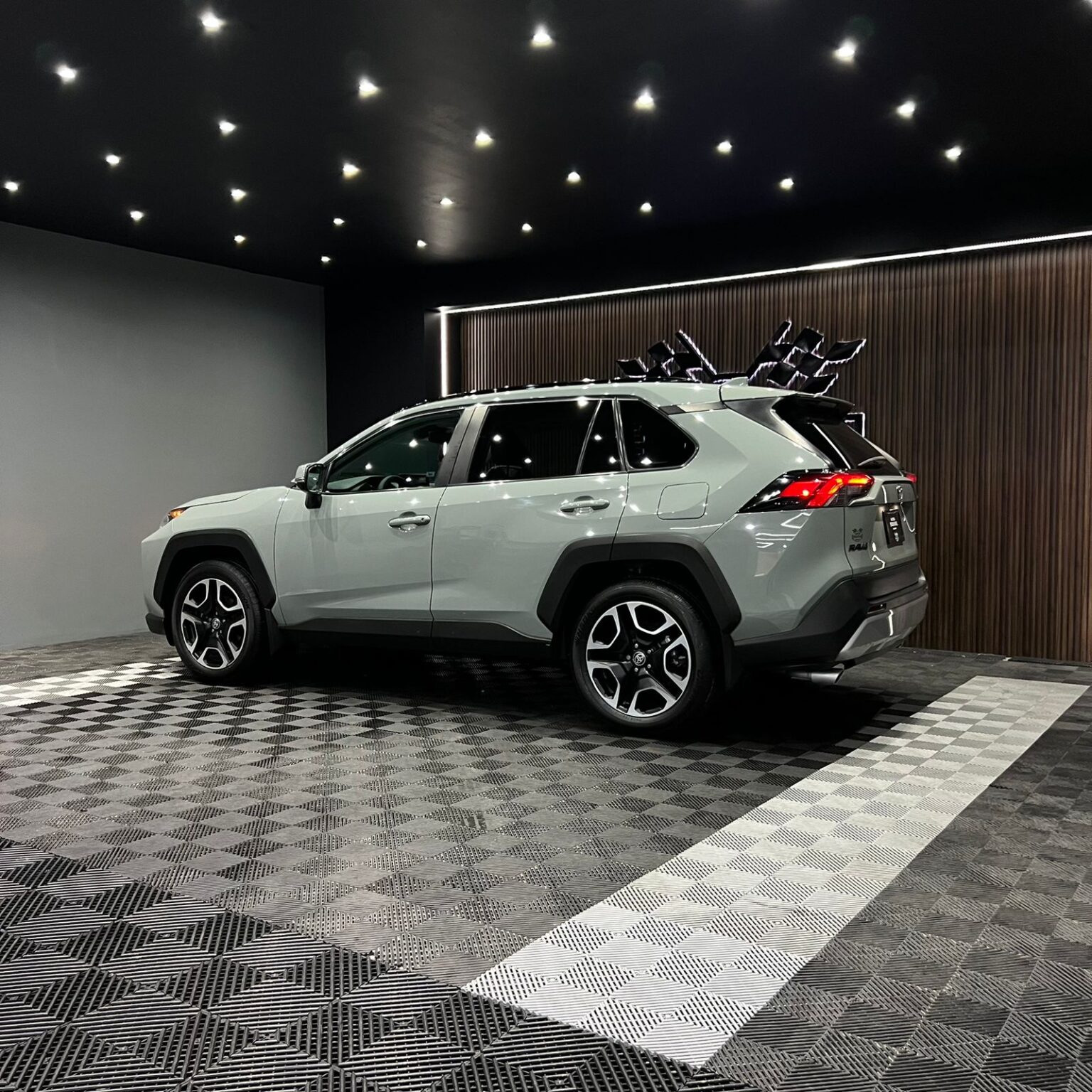 TOYOTA RAV4 ADVENTURE 2021 - Image 6