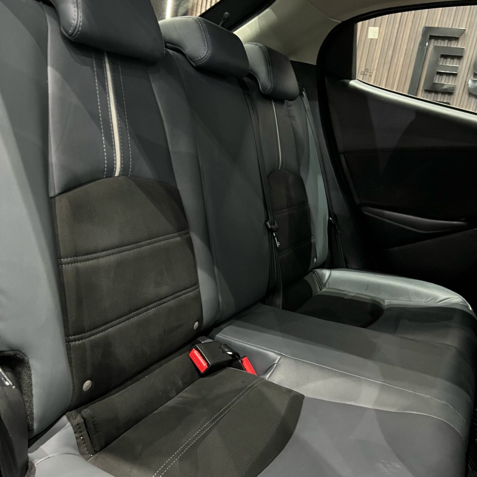 MAZDA M2 2023 - Image 7