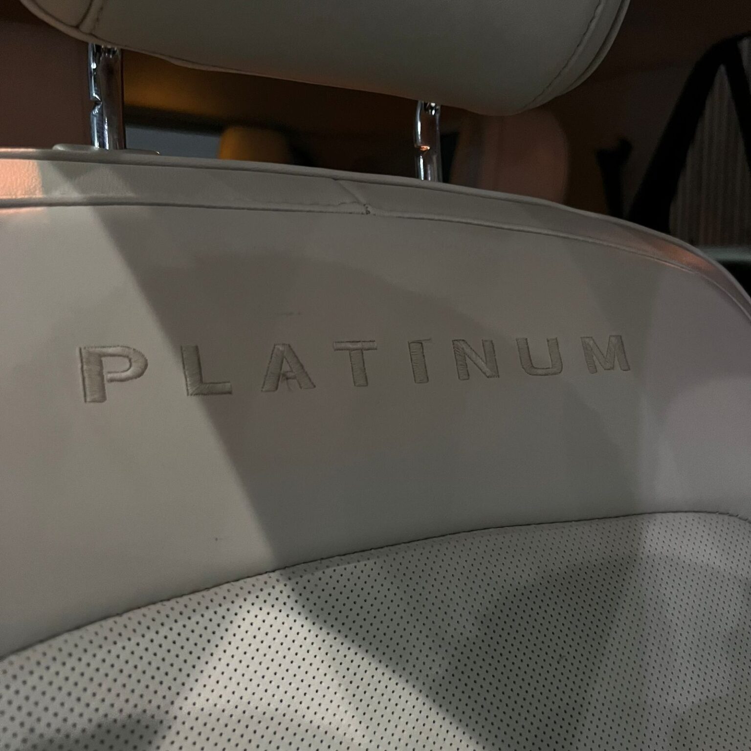 FORD EXPLORER PLATINUM 2016 - Image 10