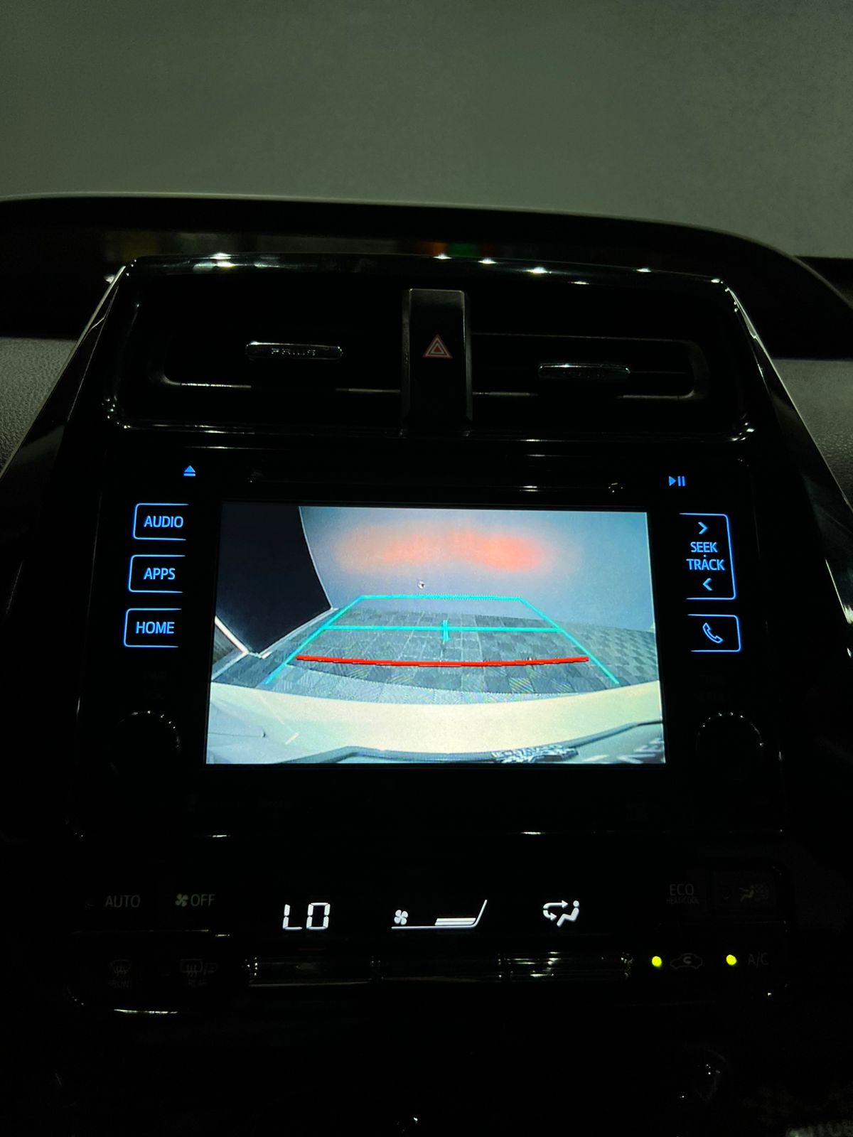 TOYOTA PRIUS HYBRID 2019 - Image 7