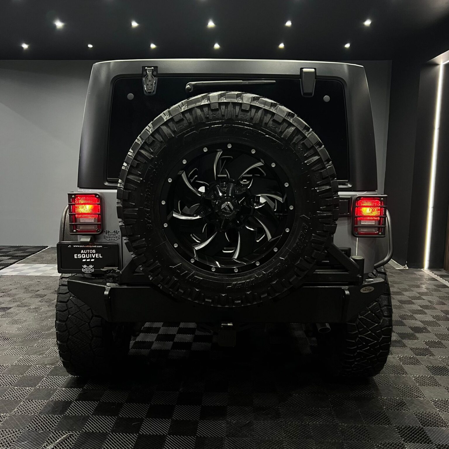 JEEP SAHARA 2016 - Image 3
