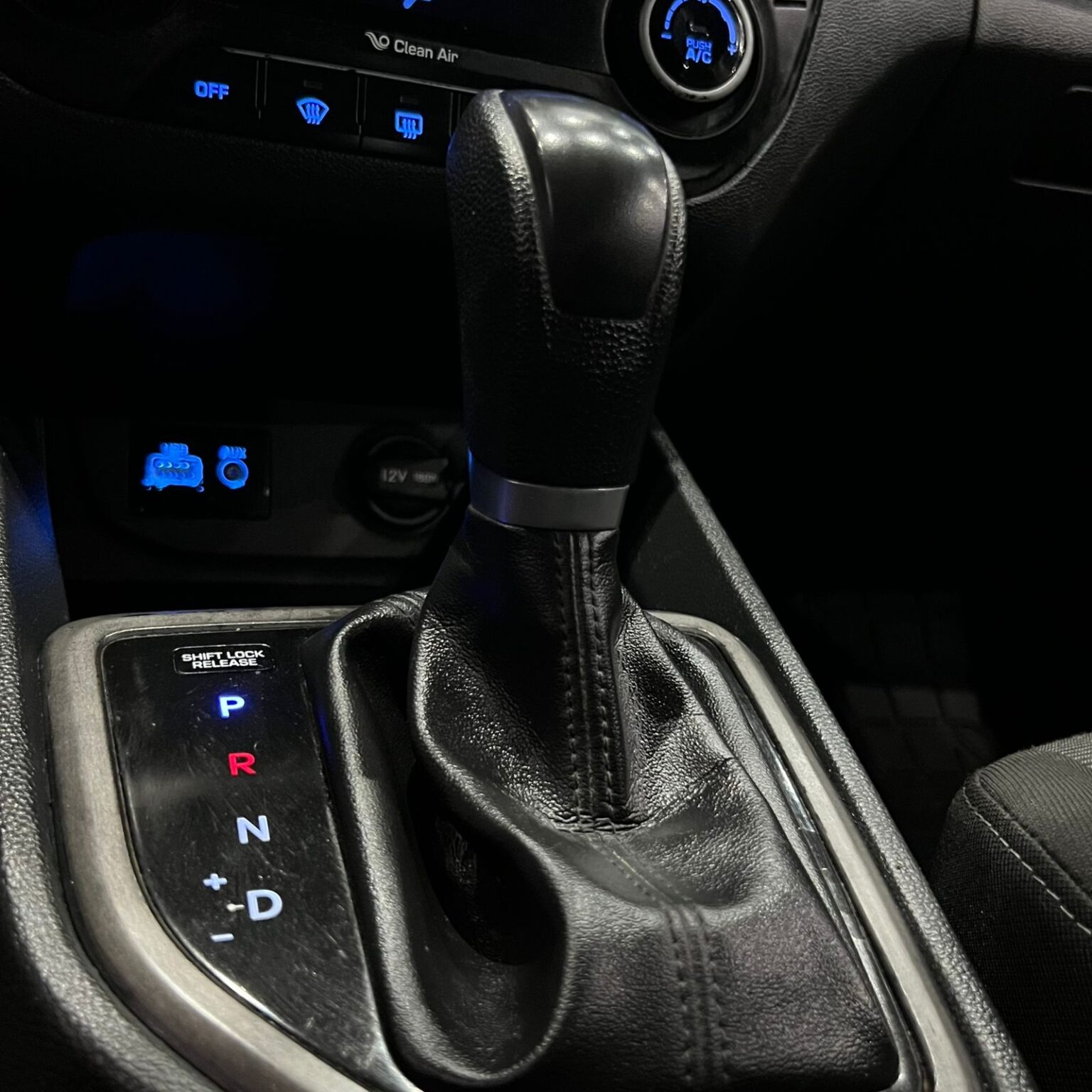 HYUNDAI CRETA GLS PREMIUM 2018 - Image 8