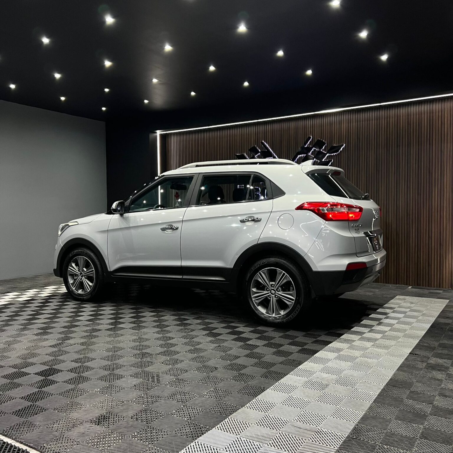 HYUNDAI CRETA GLS PREMIUM 2018 - Image 3