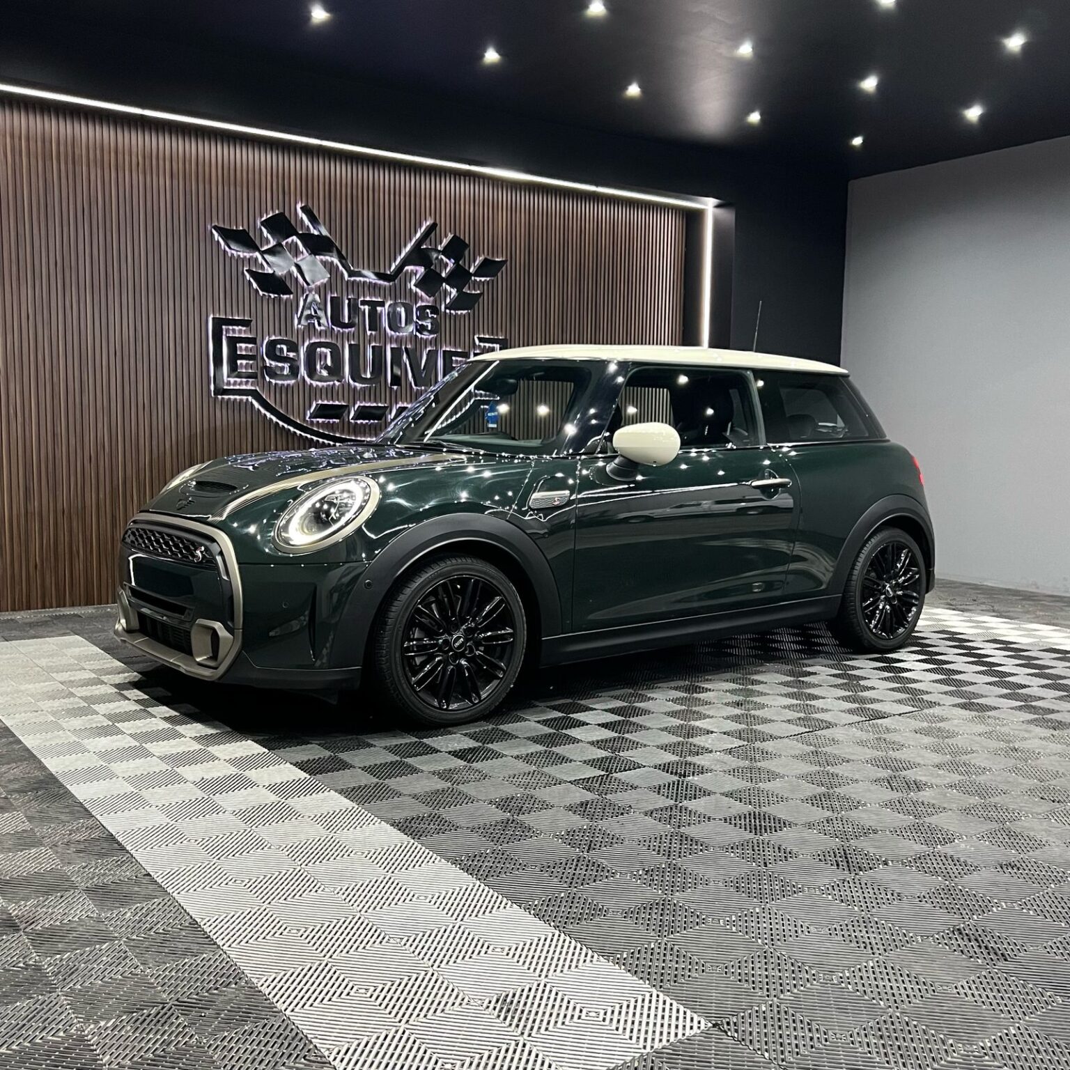 MINI COOPER S RESOLUTE EDICION ESPECIAL 2023 - Image 3