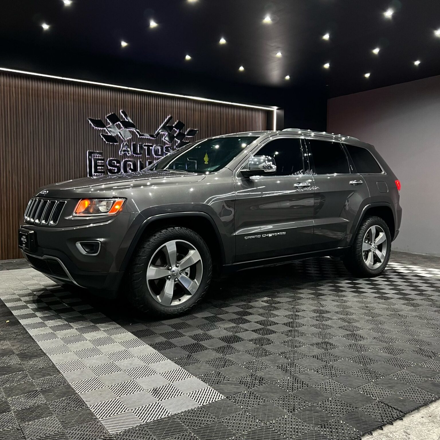 JEEP GRAND CHEROKEE 2014 - Image 4