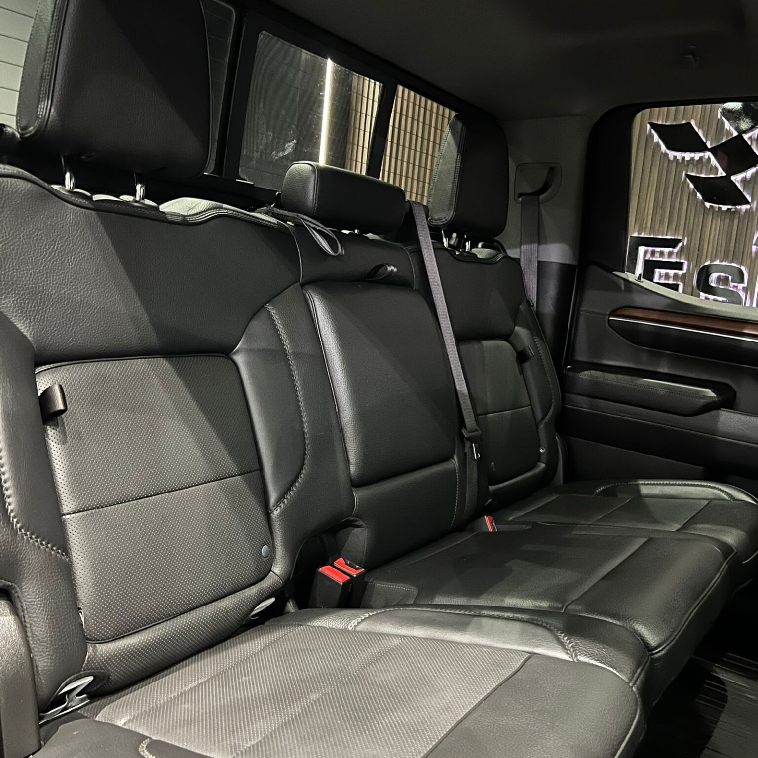 GMC SIERRA DENALI 2023 - Image 12