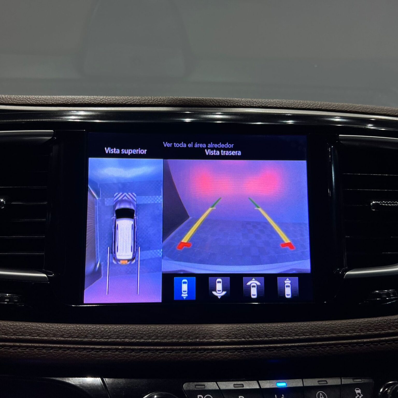 CHRYSLER PACIFICA LIMITED 2017 - Image 10
