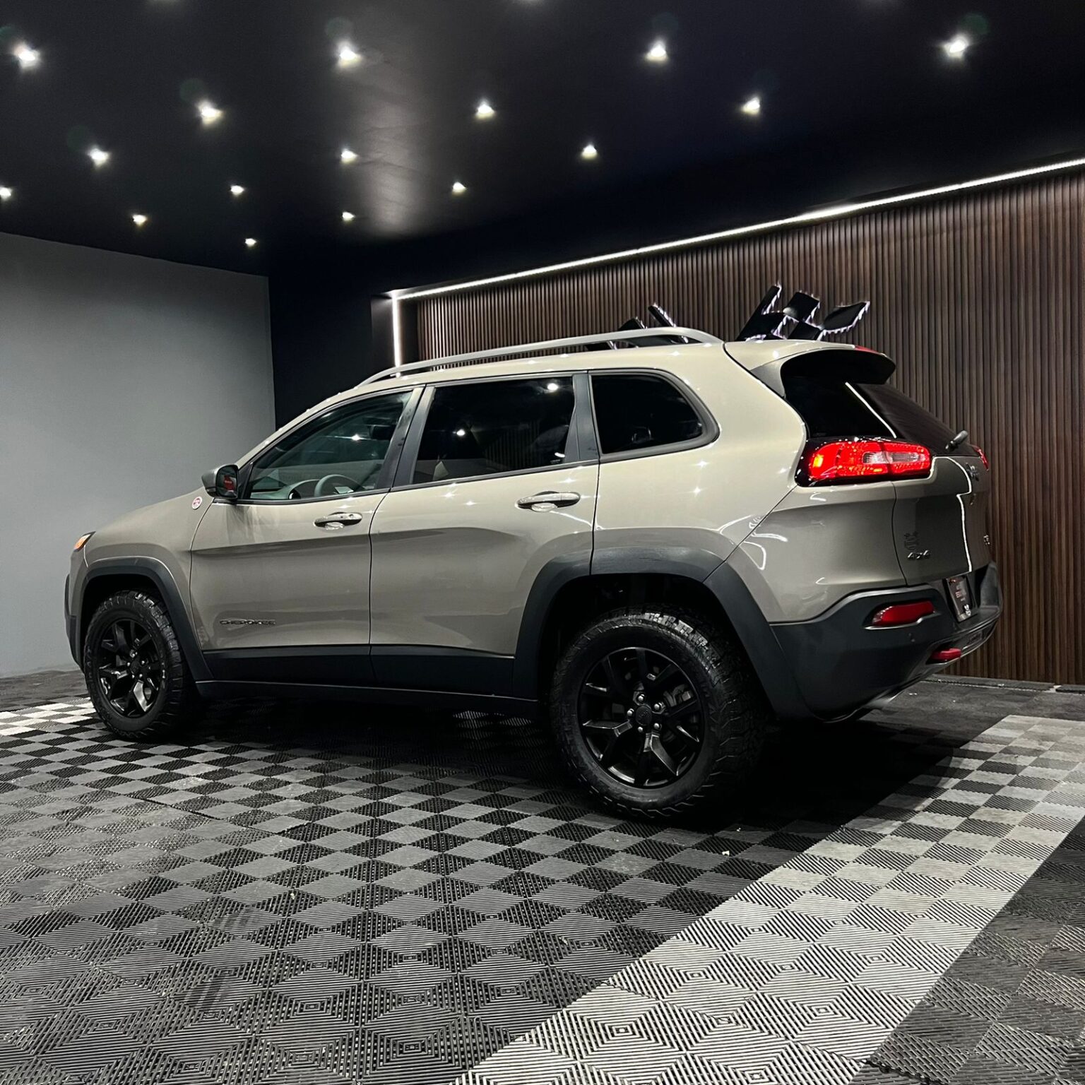 JEEP CHEROKEE TRAILHAWK 2016 - Image 6