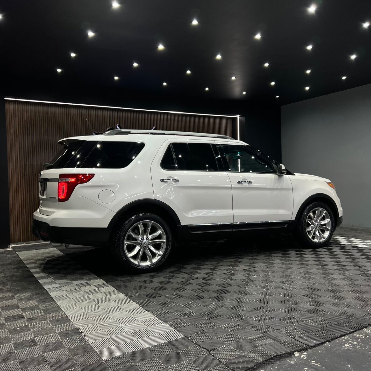 FORD EXPLORER LIMITED 2013 - Image 3