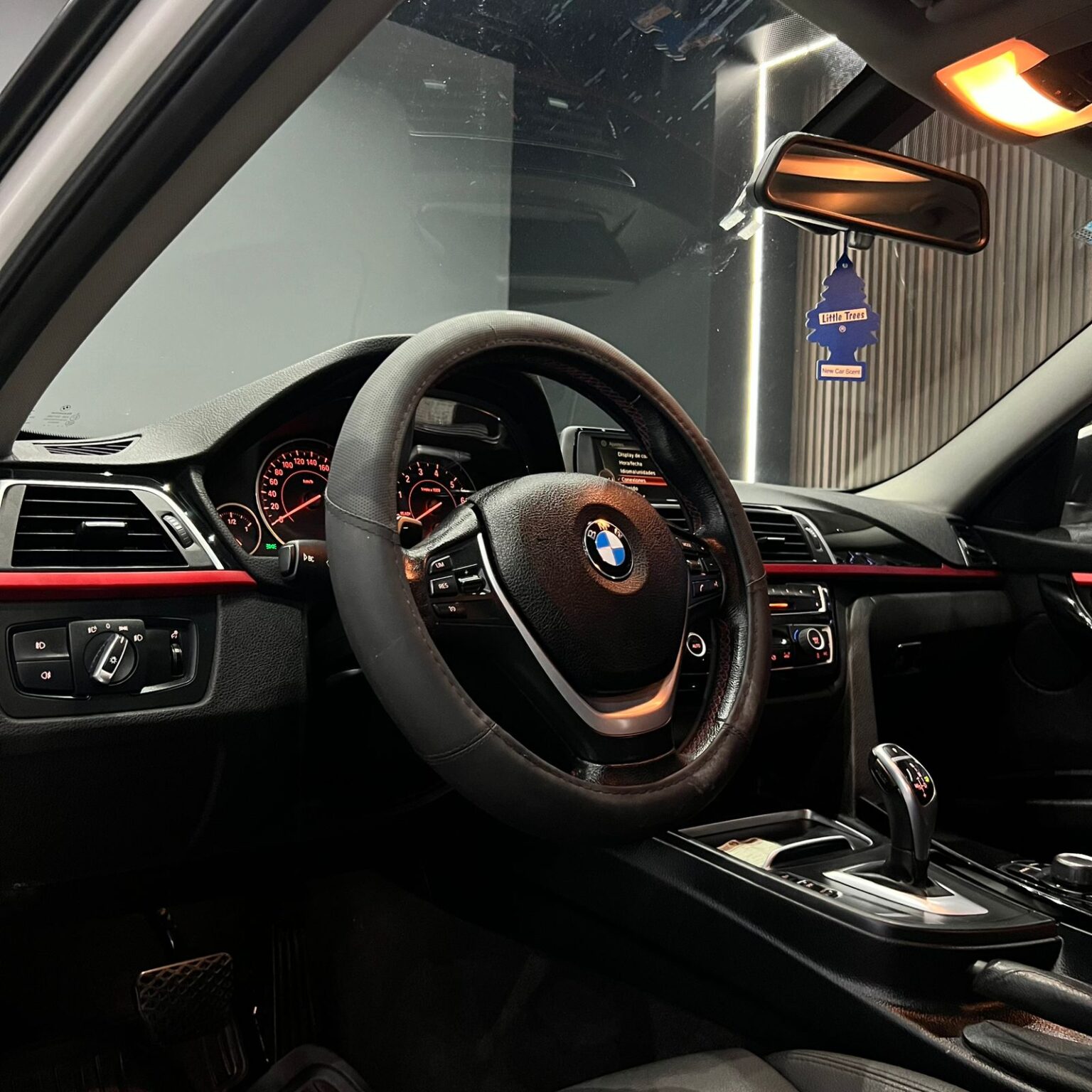 BMW 320 SPORT 2016 - Image 13