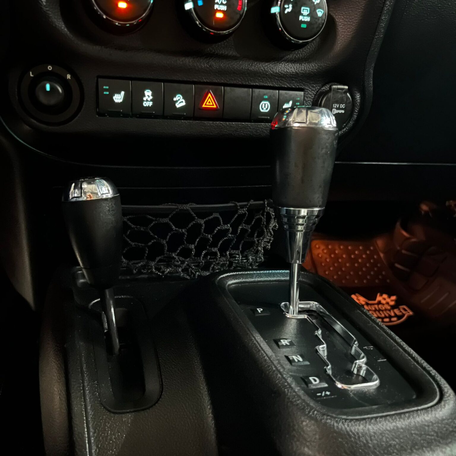 JEEP OSCAR MIKE 4X4 2015 - Image 11