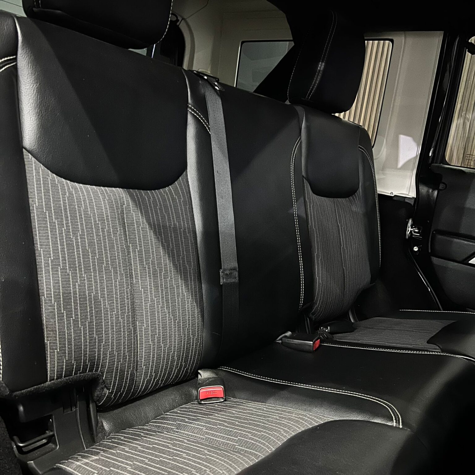 JEEP OSCAR MIKE 4X4 2015 - Image 9