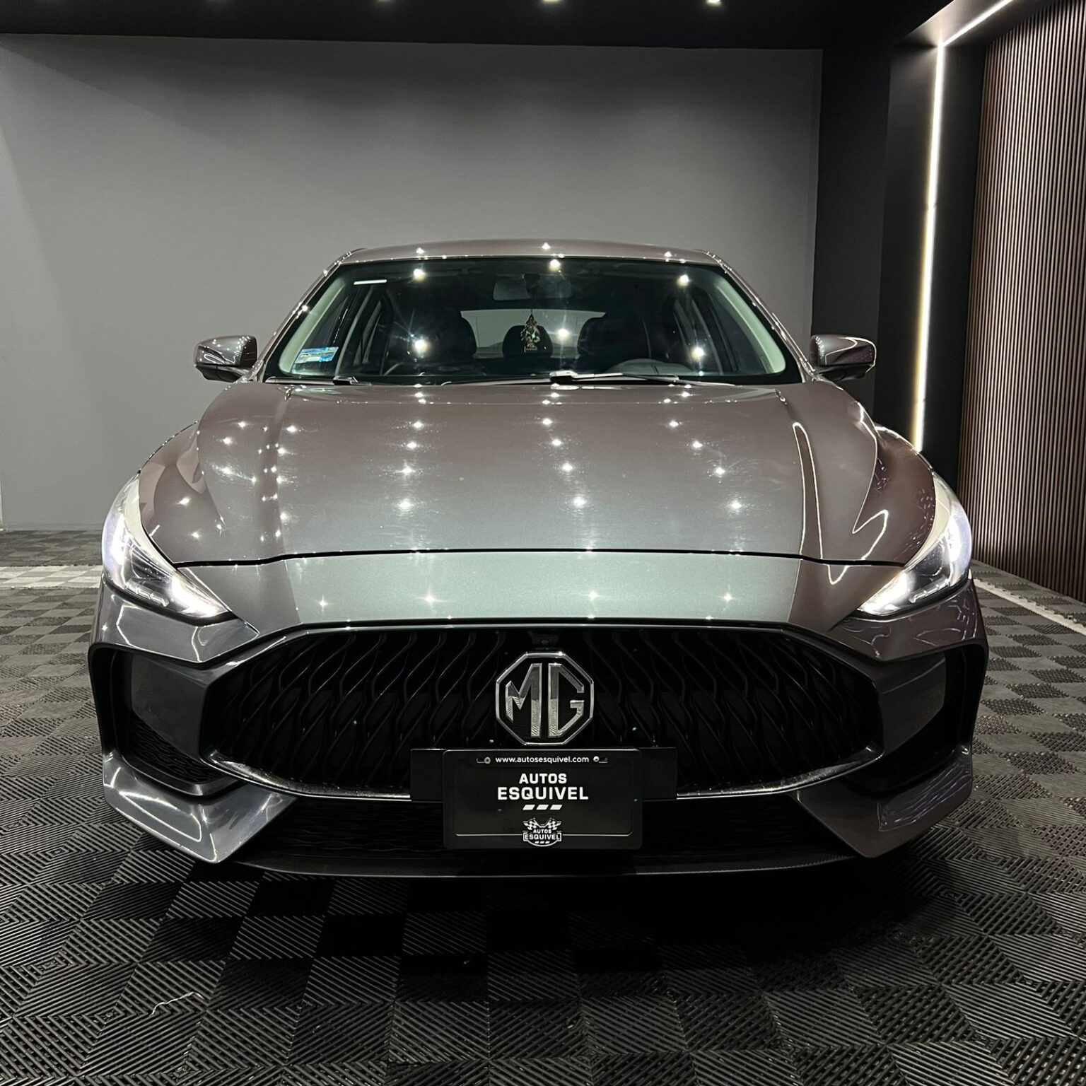 MG GT 2023 - Image 2