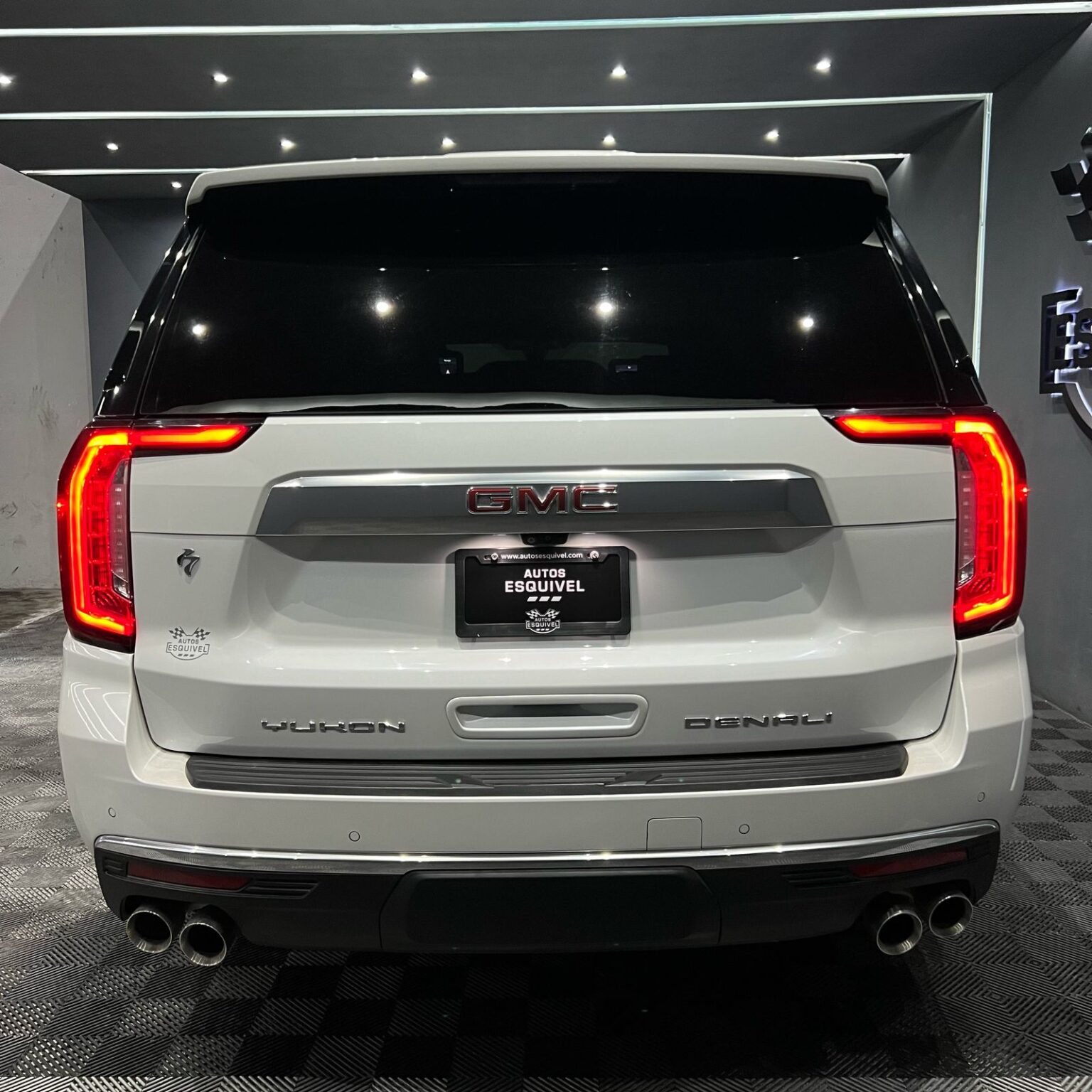 GMC YUKON DENALI 2021 - Image 5