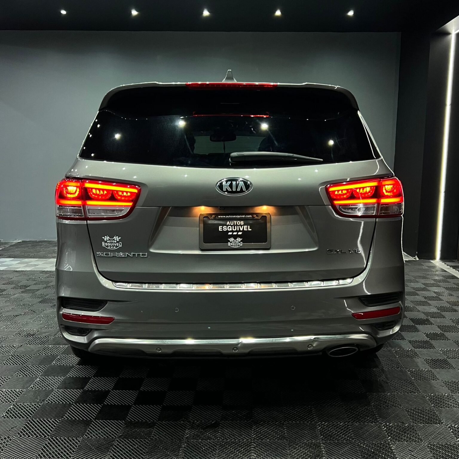 KIA SORENTO SXL 2018 - Image 3