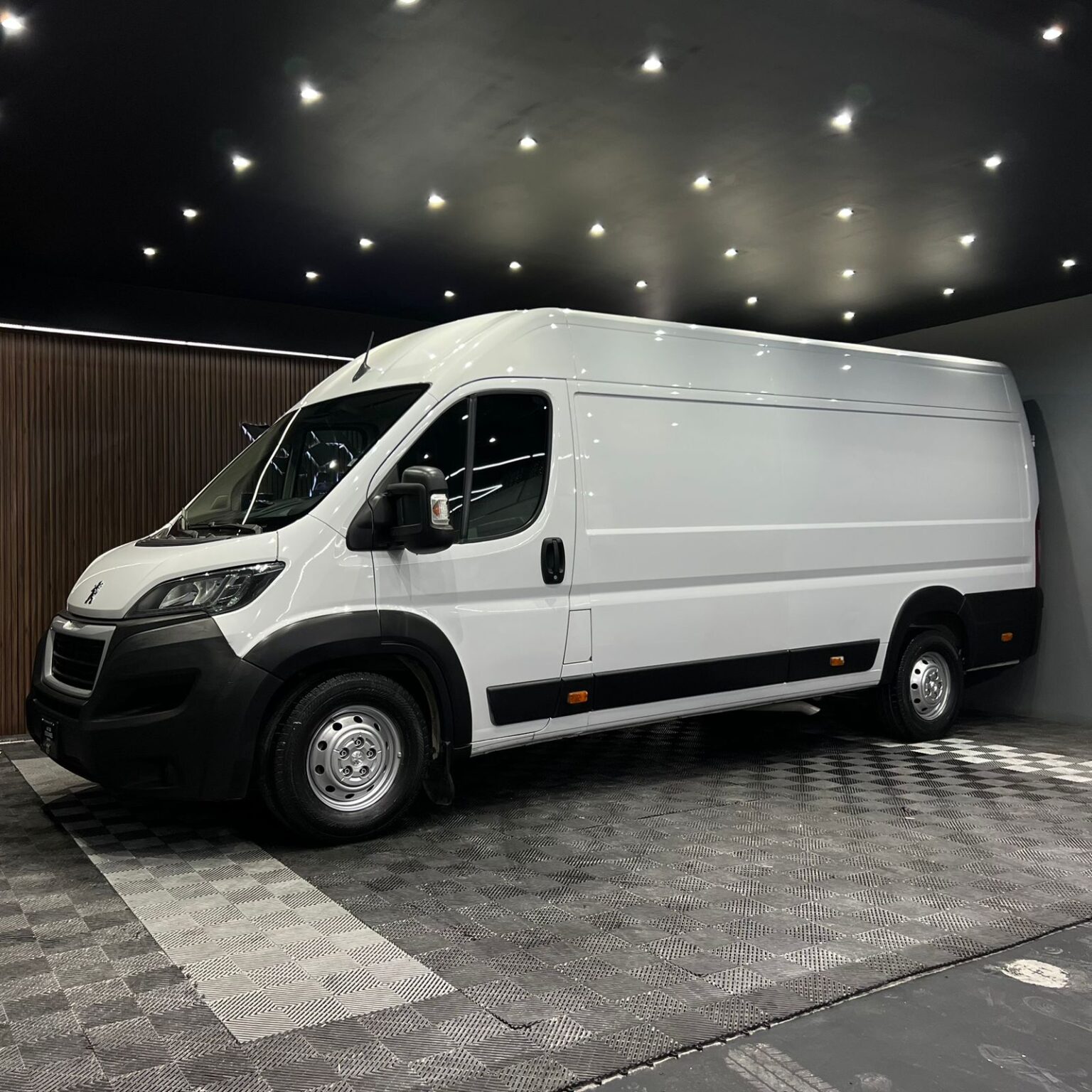 PEUGEOT MANAGER 2022 - Image 4