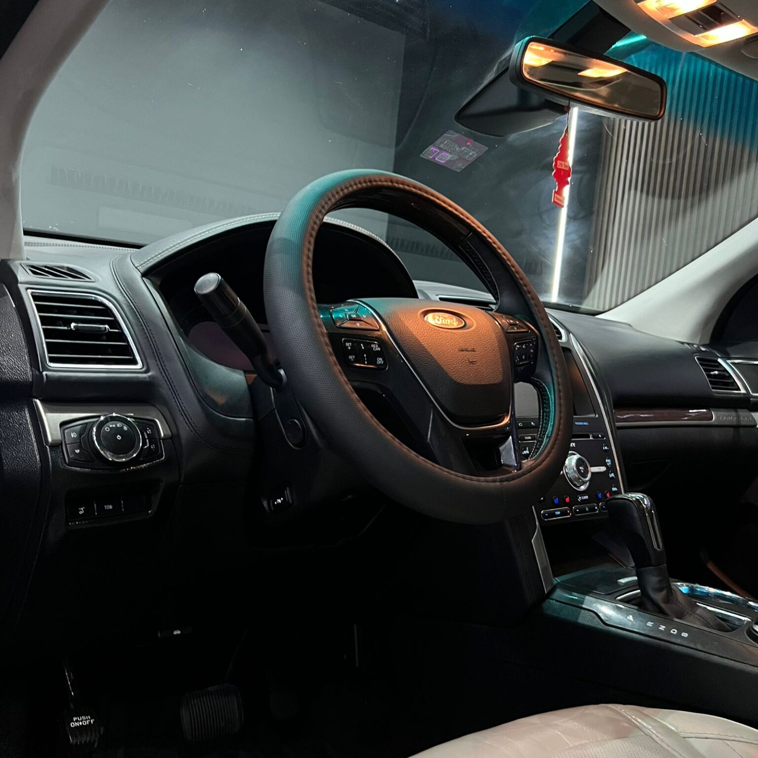 FORD EXPLORER PLATINUM 2016 - Image 9