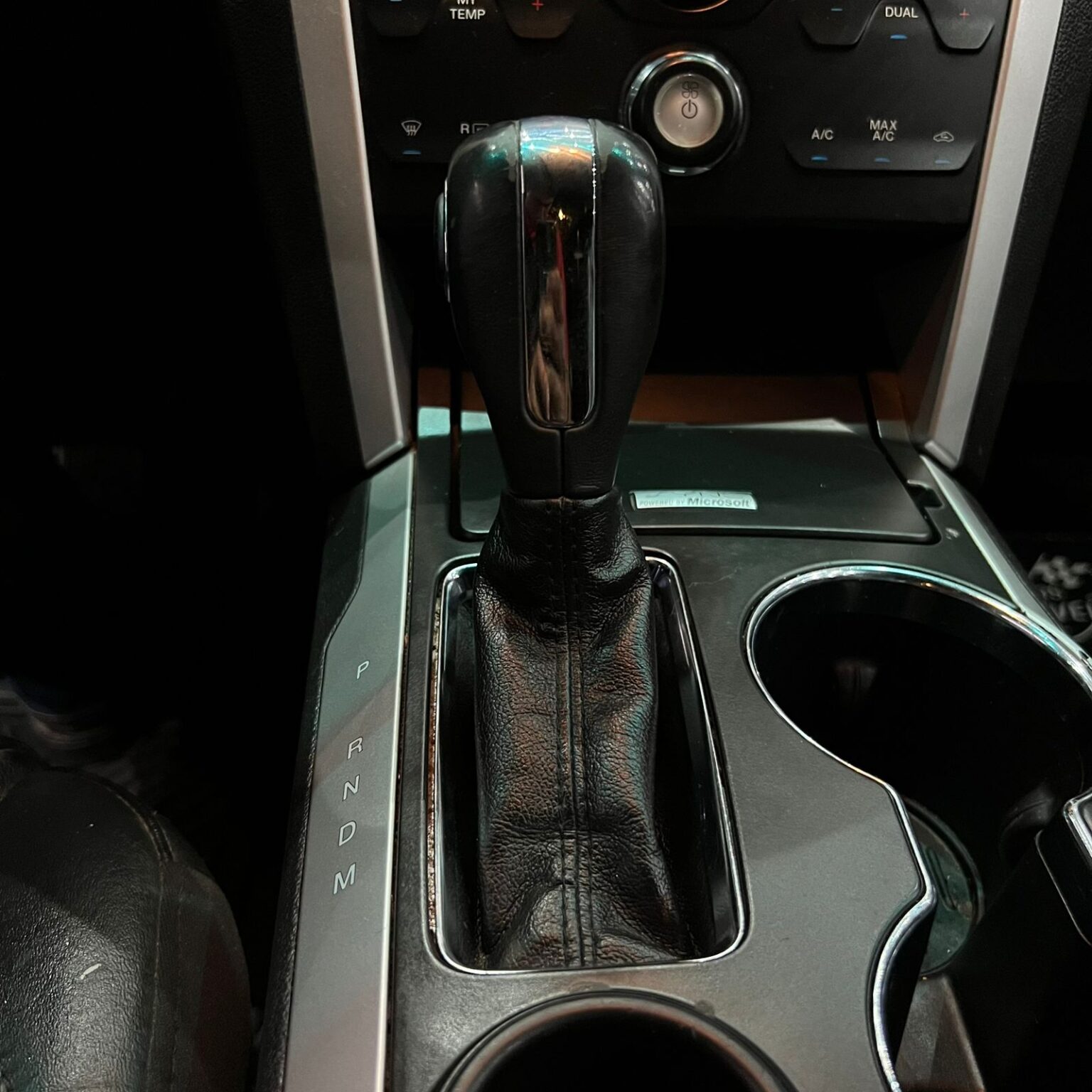 FORD EXPLORER XLT 2014 - Image 13